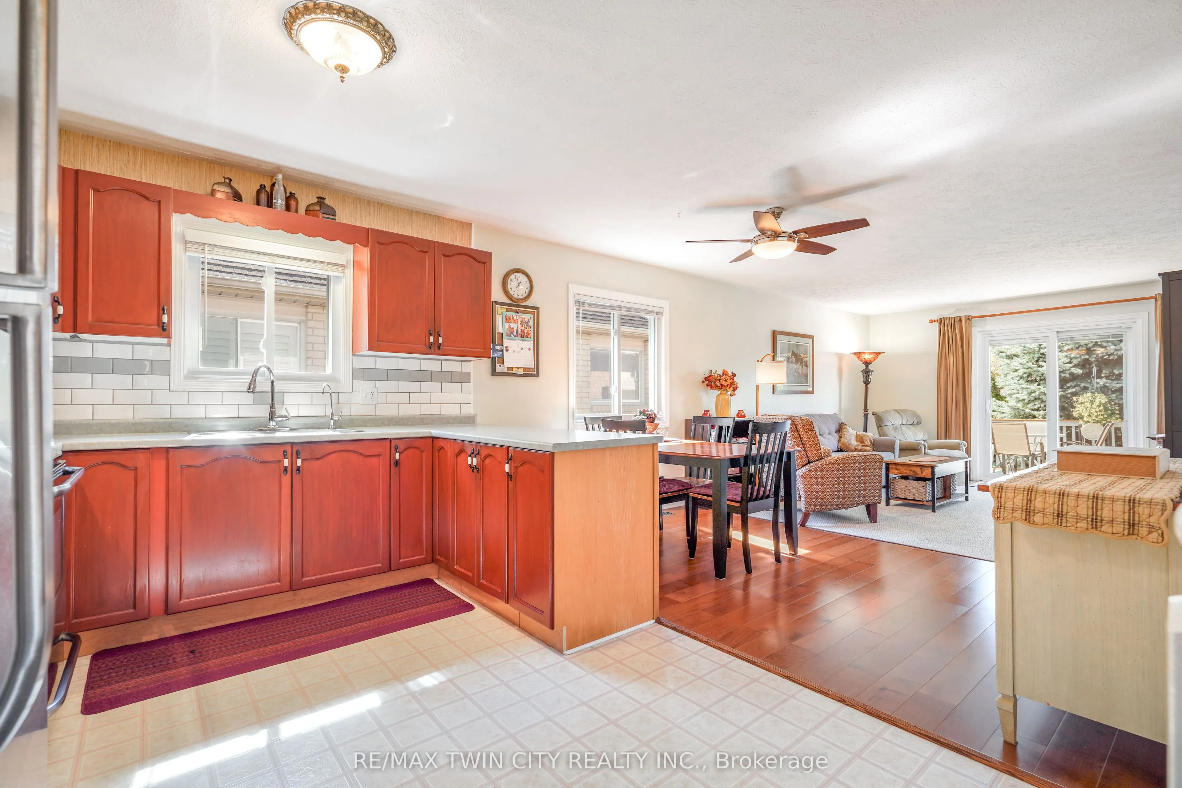 5 Anastasia Crescent