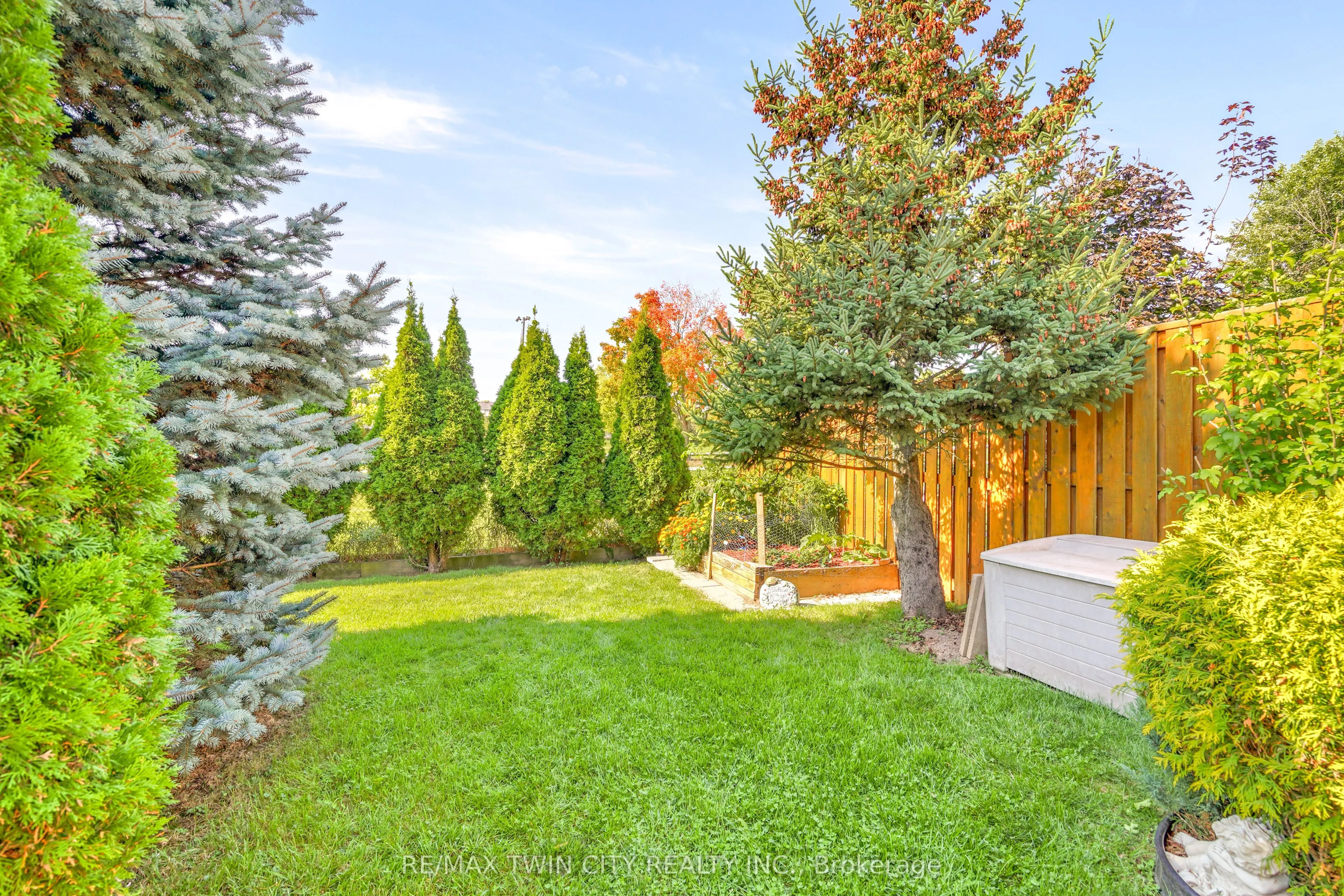 5 Anastasia Crescent