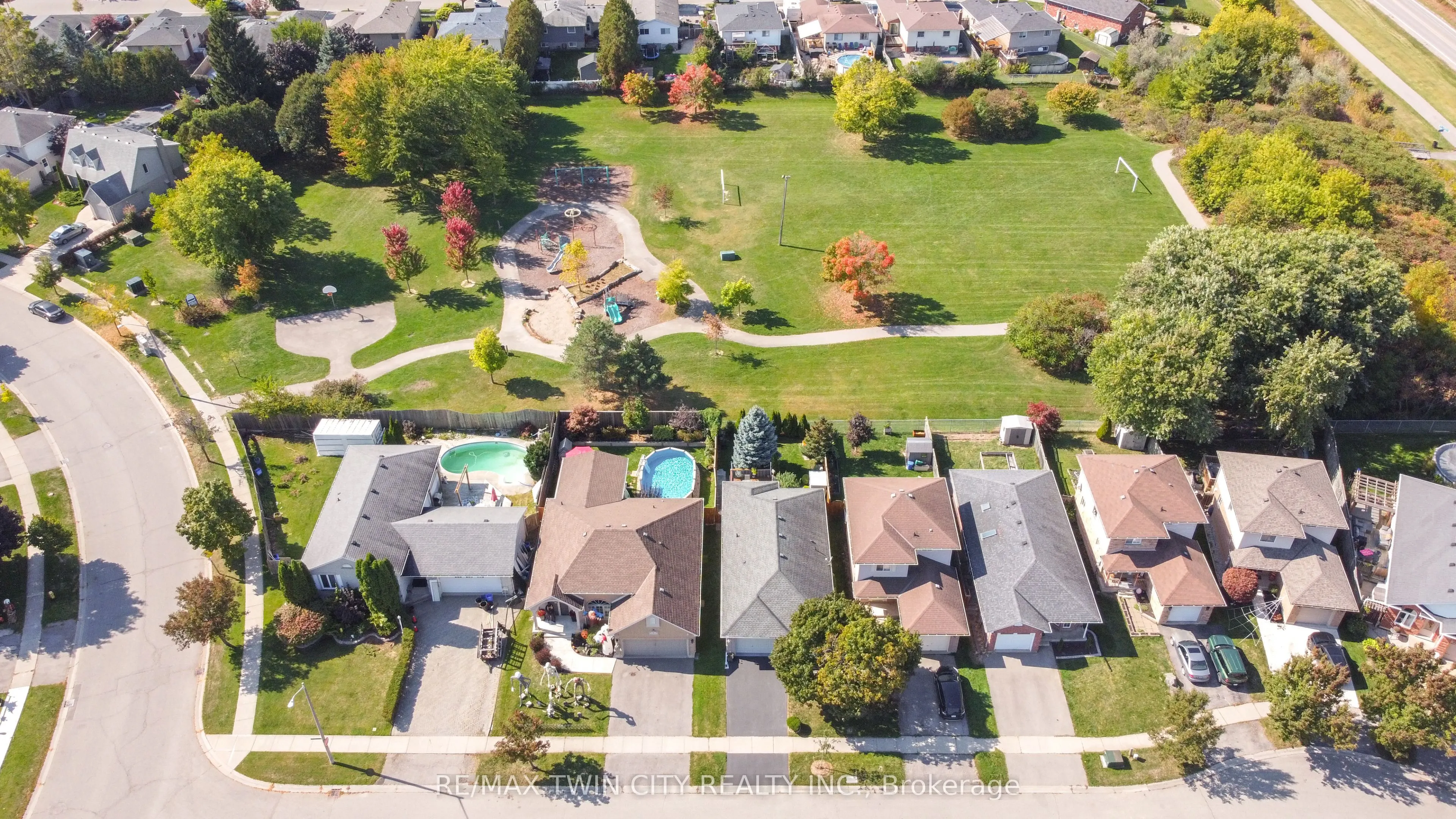 5 Anastasia Crescent