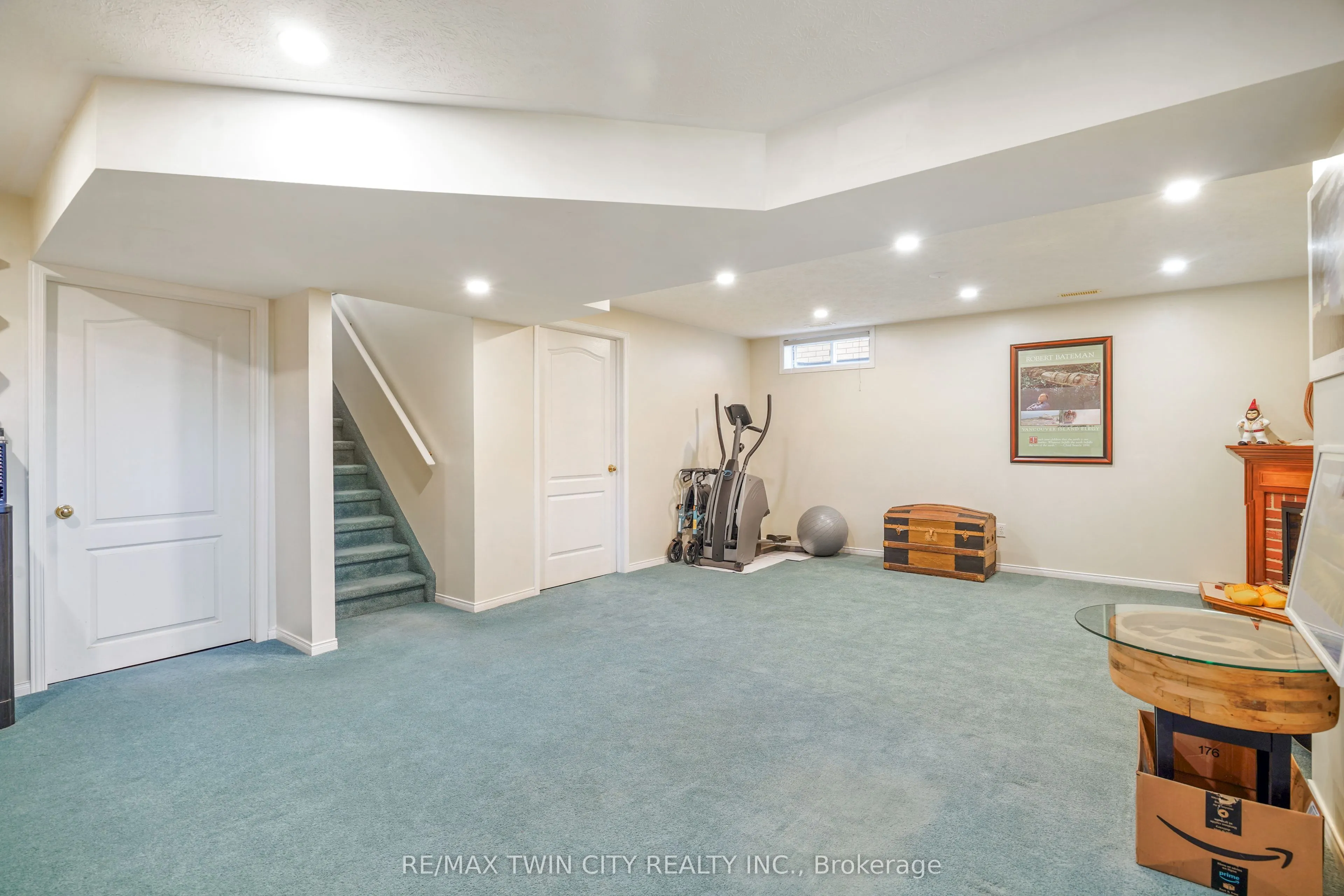 5 Anastasia Crescent