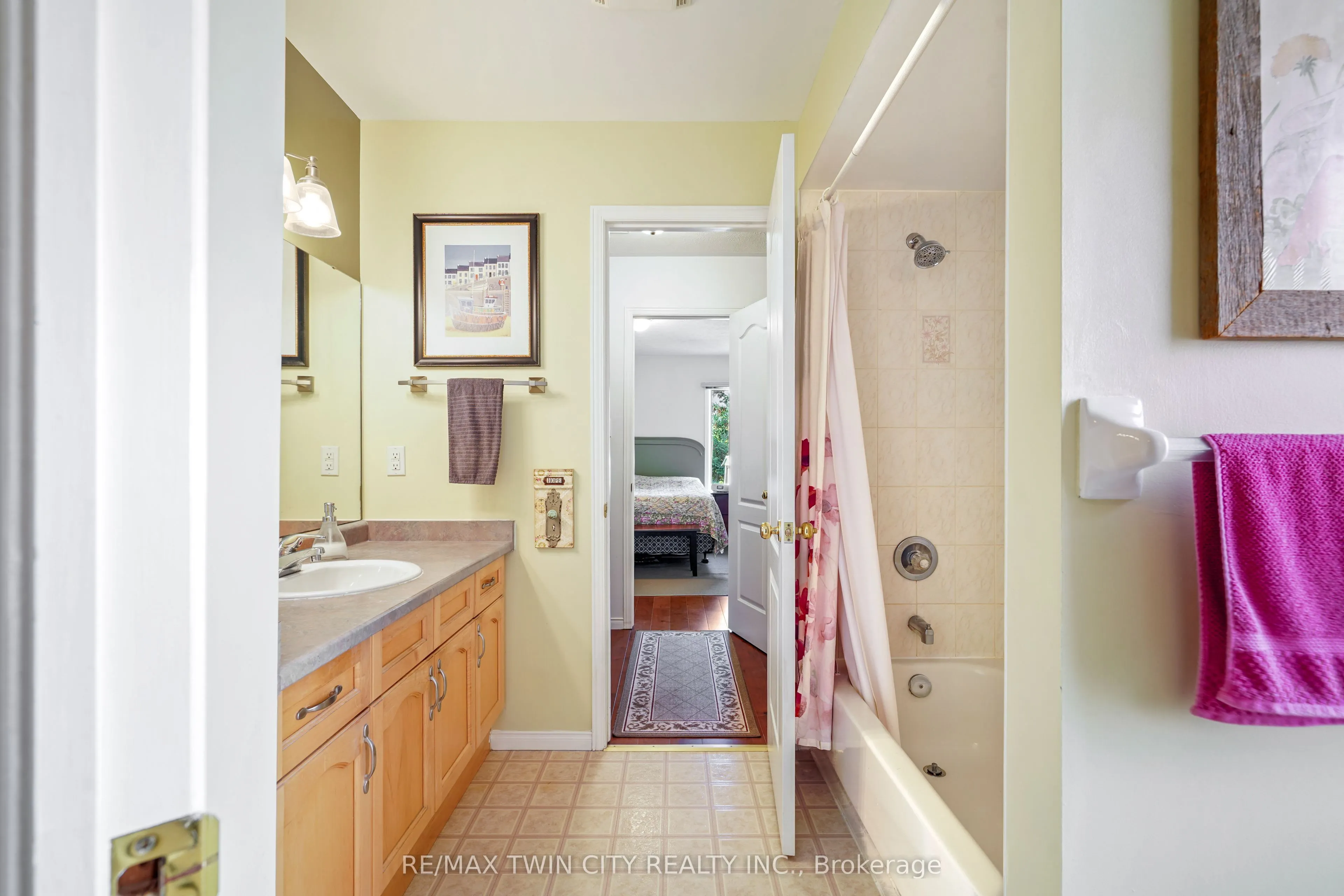 5 Anastasia Crescent