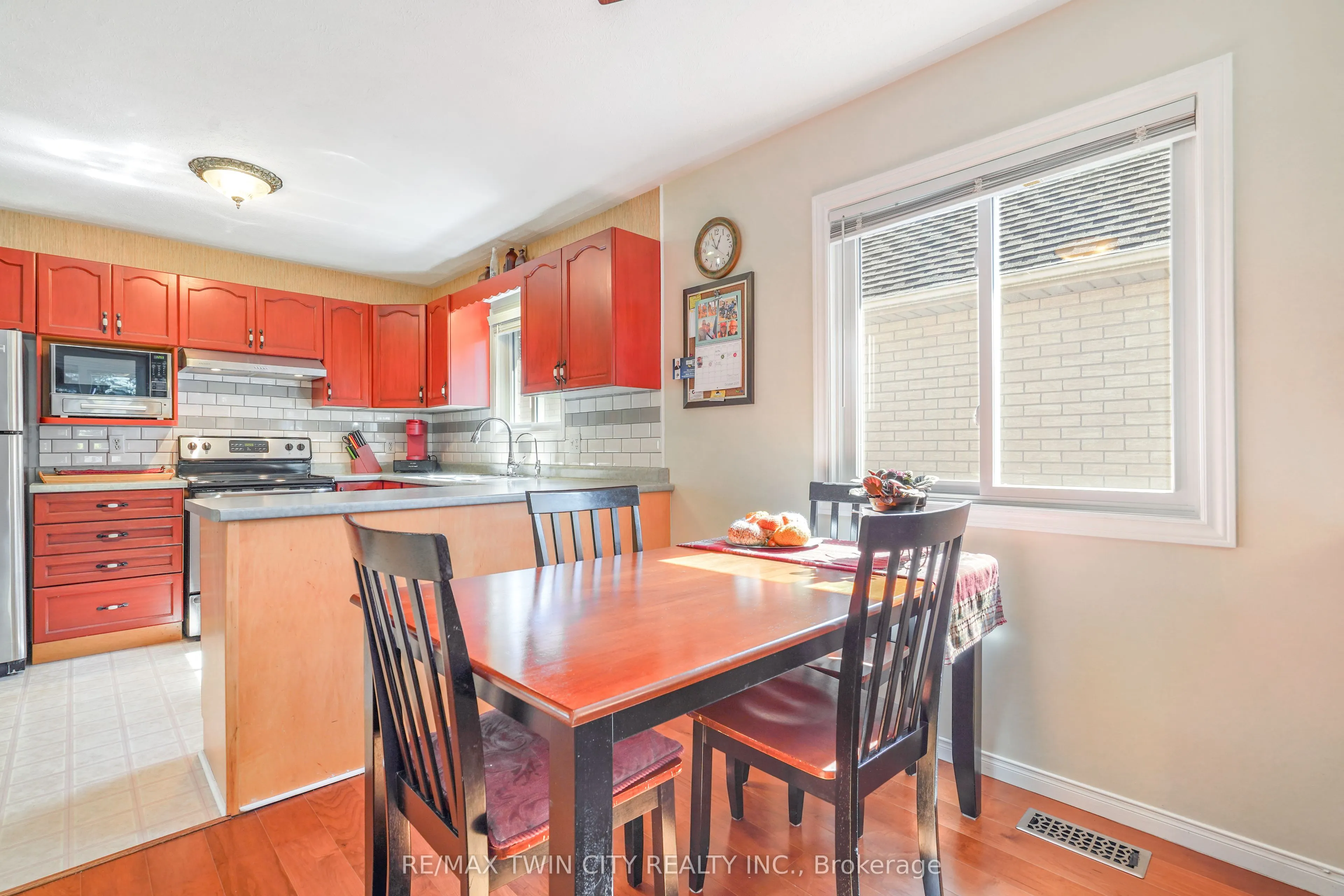 5 Anastasia Crescent