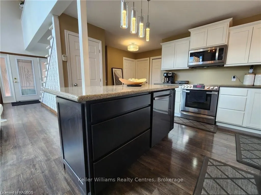 250 TYENDINAGA Drive