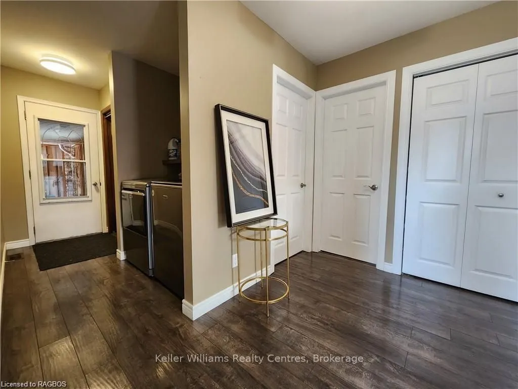 250 TYENDINAGA Drive