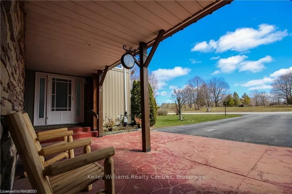 250 TYENDINAGA Drive