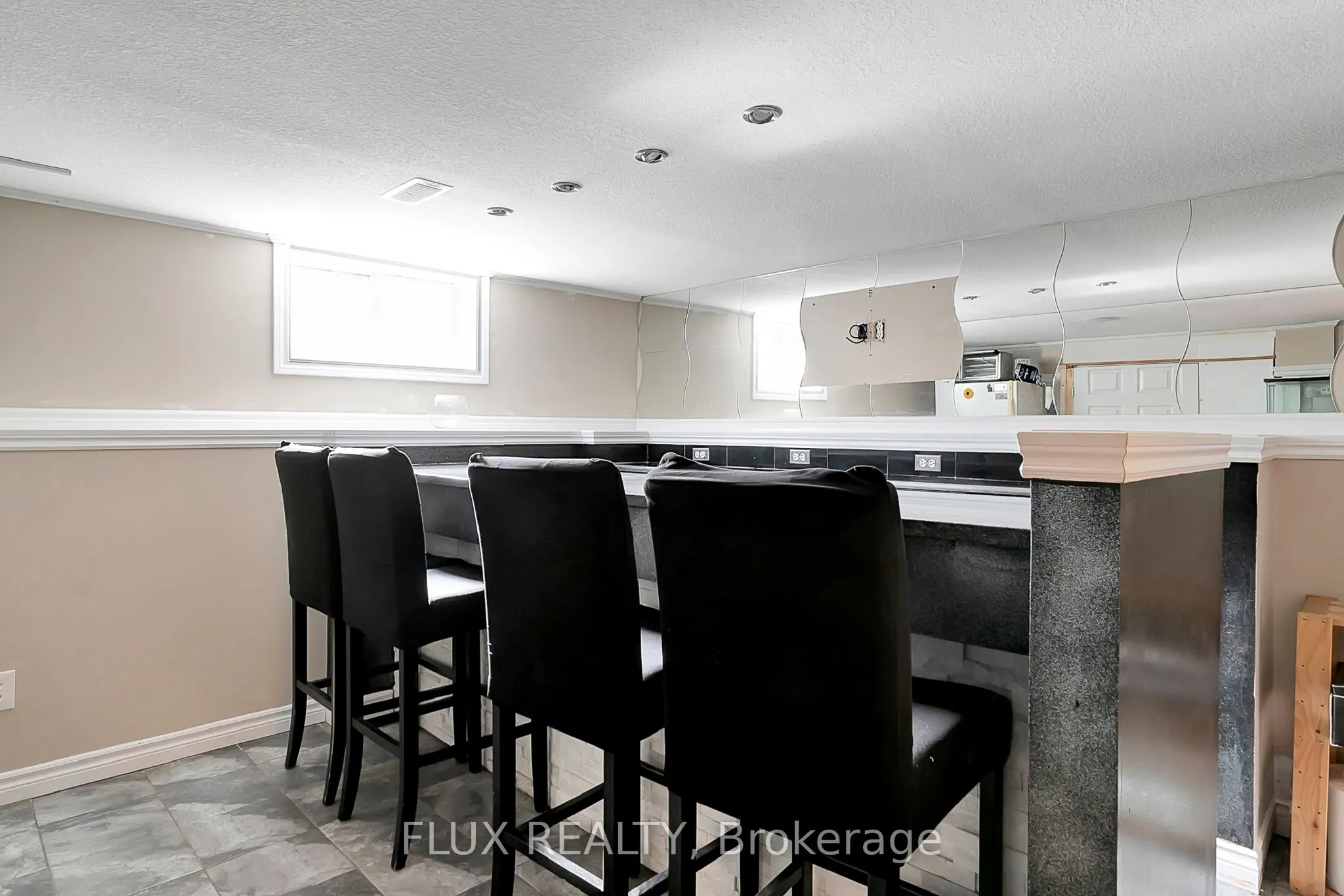 1392 Doon Village Road