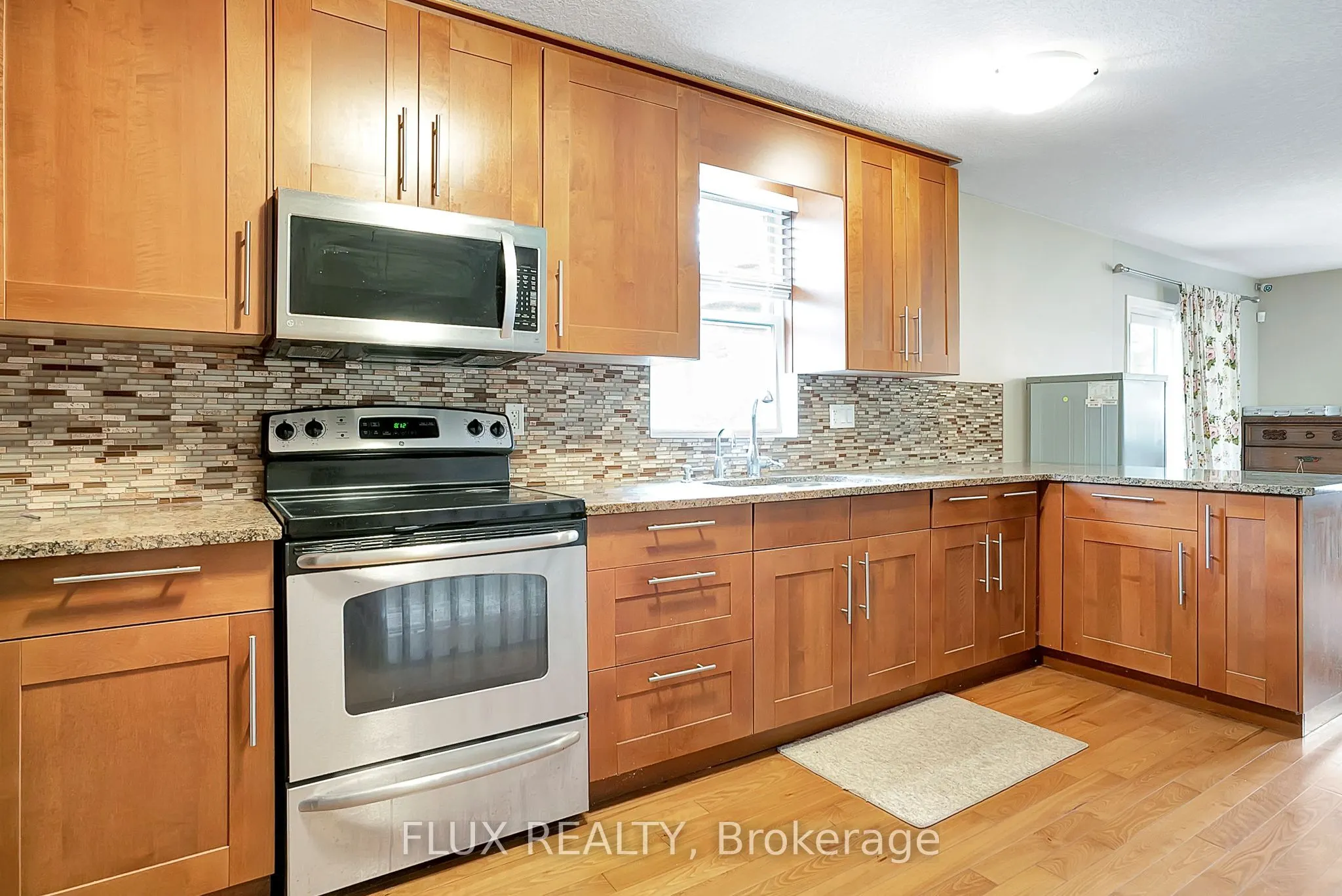 1392 Doon Village Road