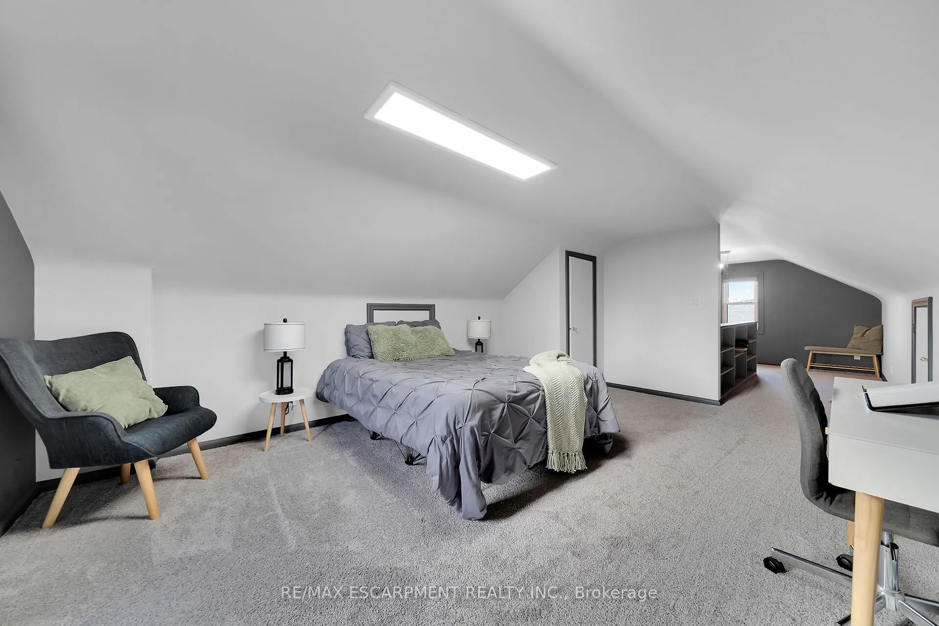 350 Pottruff Road N