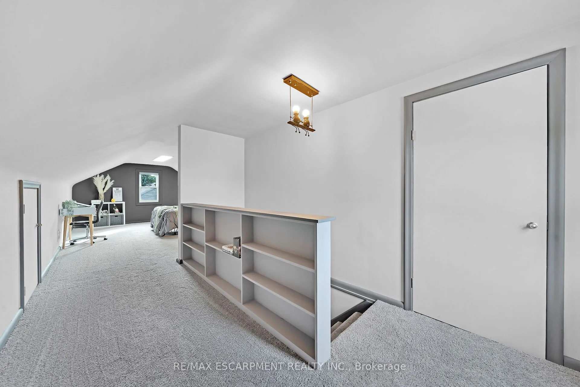 350 Pottruff Road N