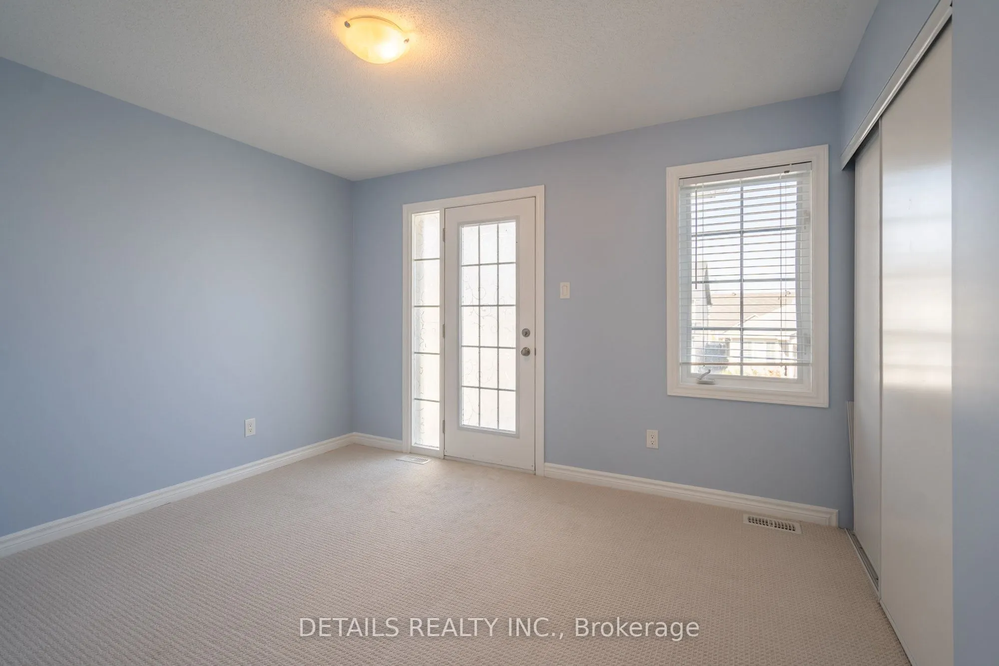 303 Bobolink Ridge