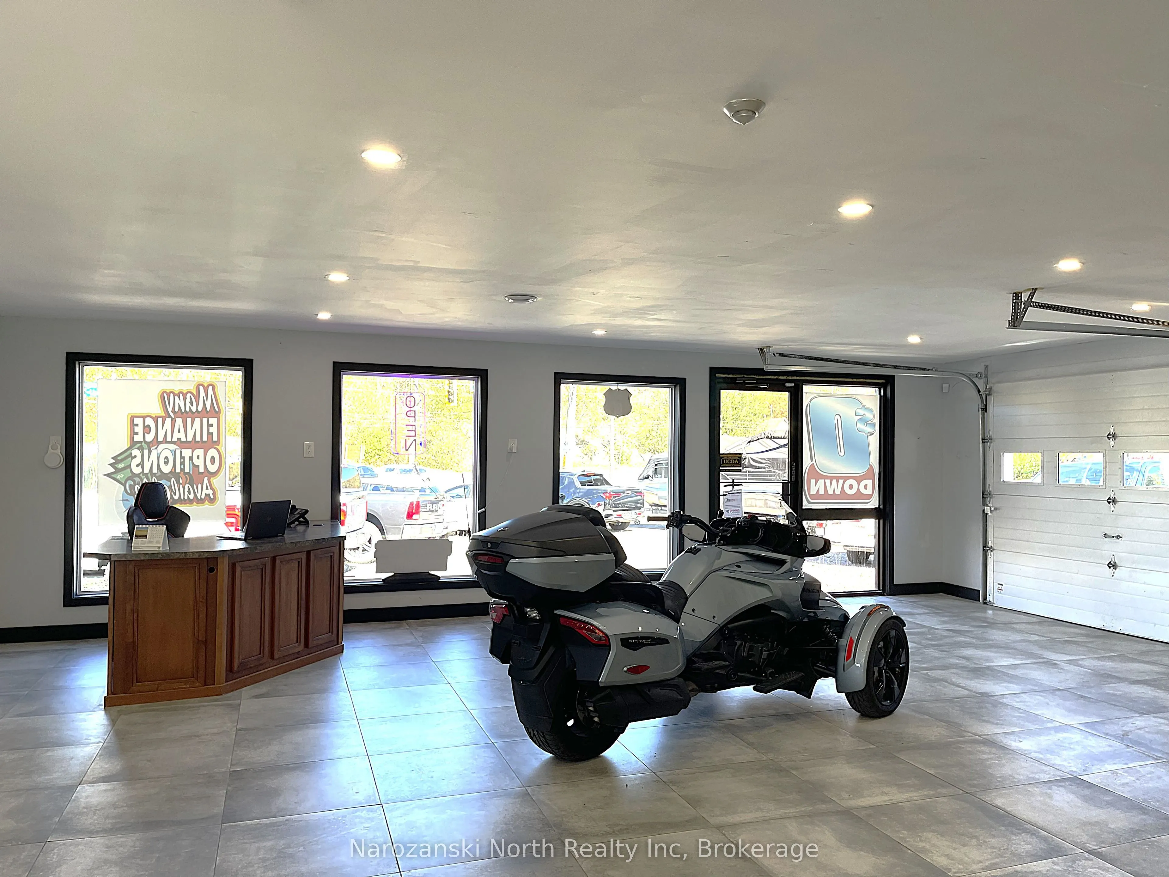 469 Kingsway Road