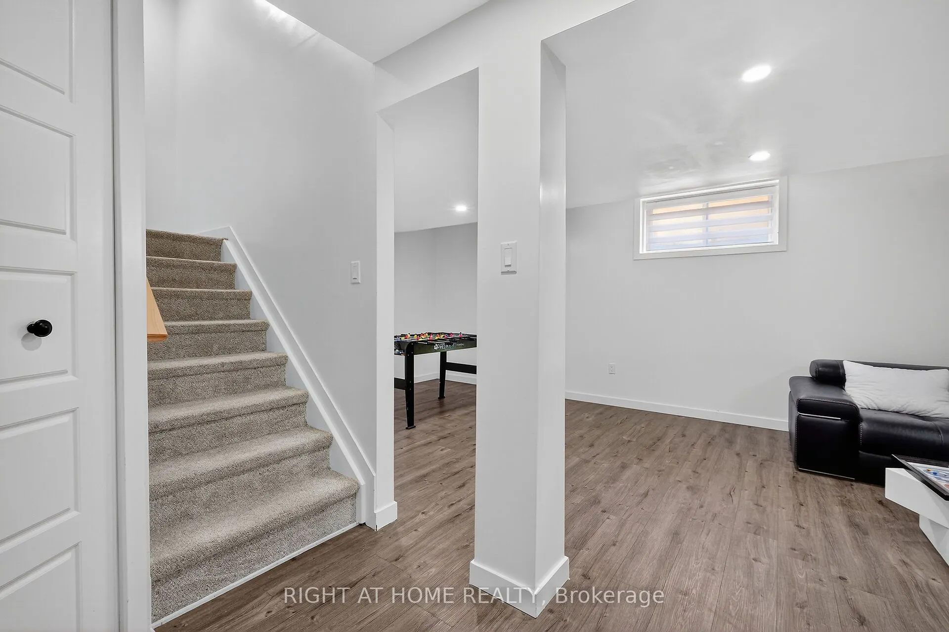 380 Quartz Avenue N