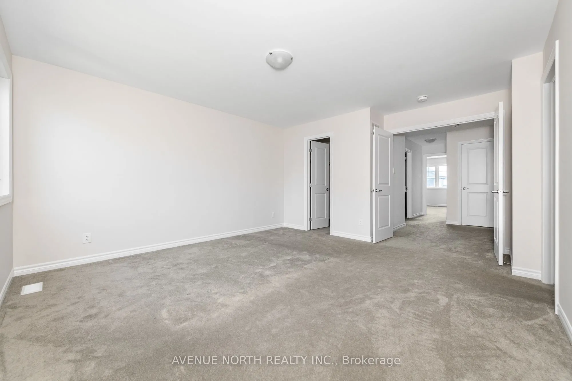 1024 Kijik Crescent