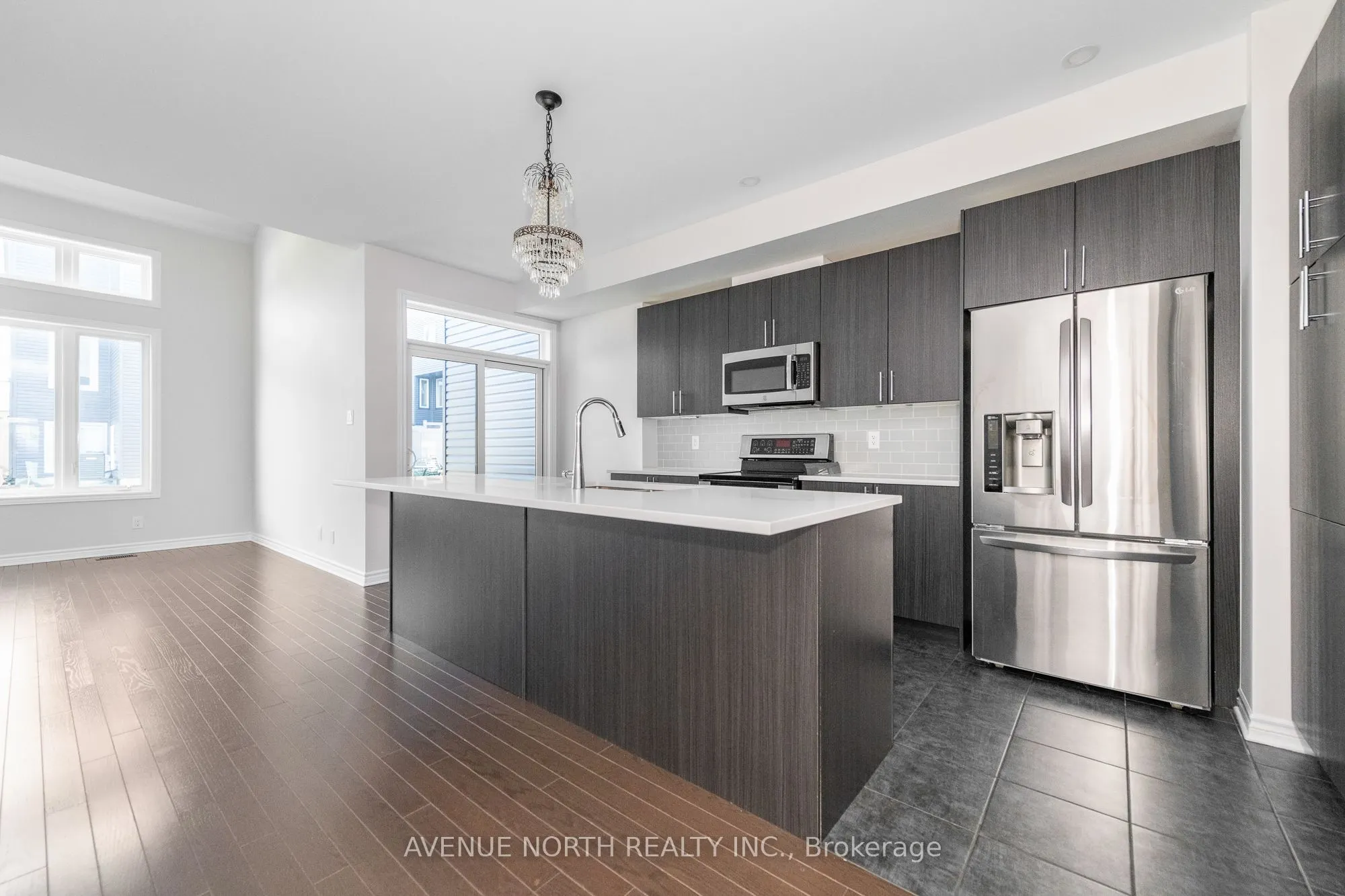 1024 Kijik Crescent