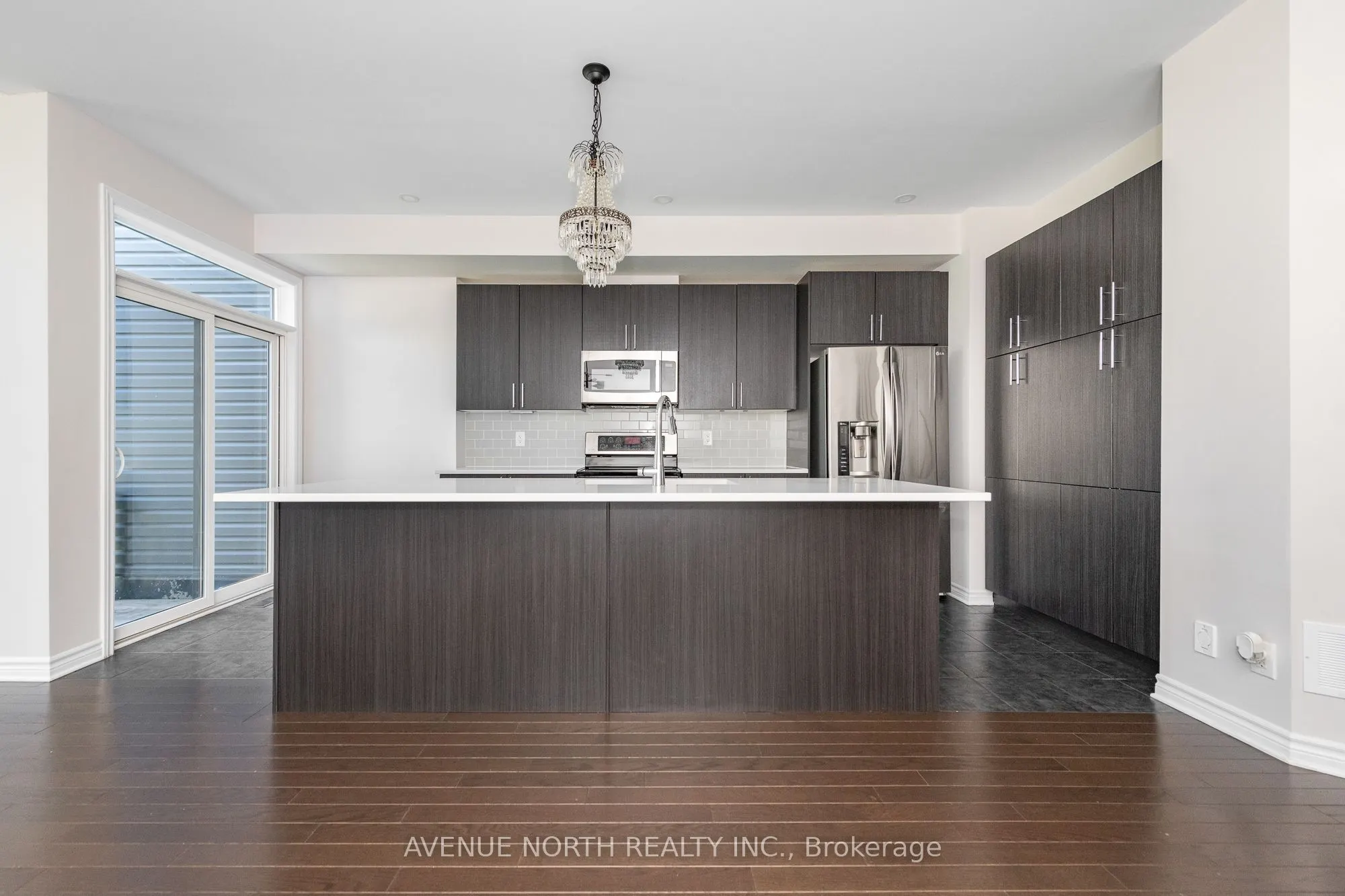 1024 Kijik Crescent