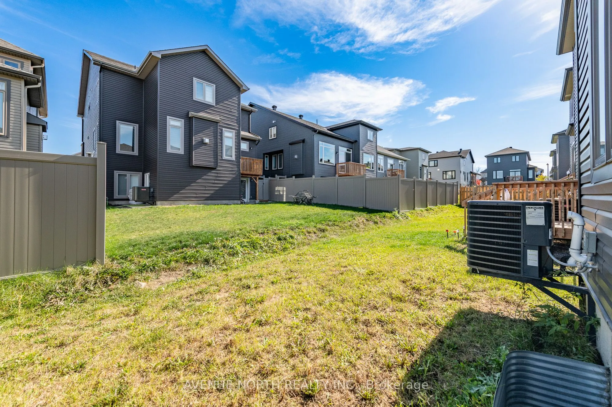 1024 Kijik Crescent