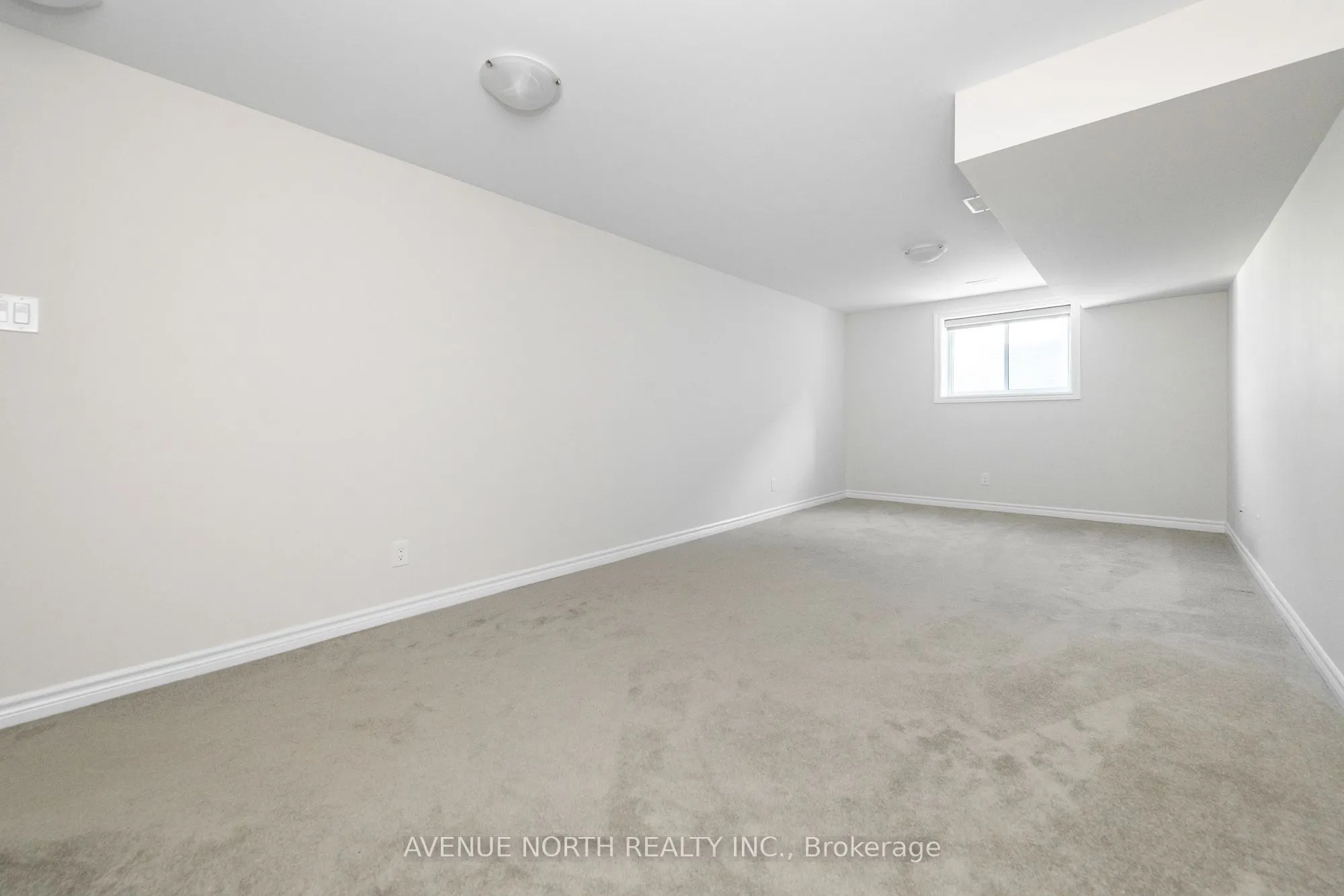 1024 Kijik Crescent