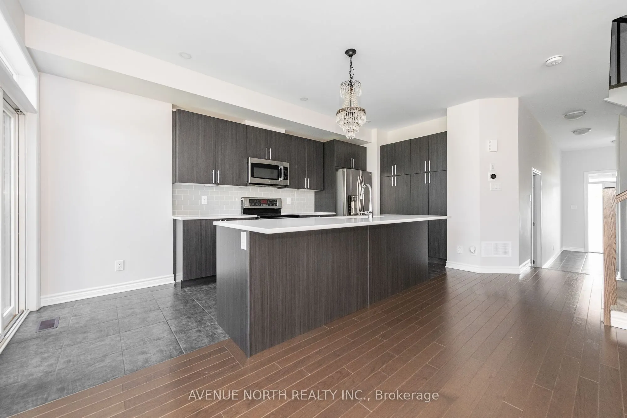 1024 Kijik Crescent