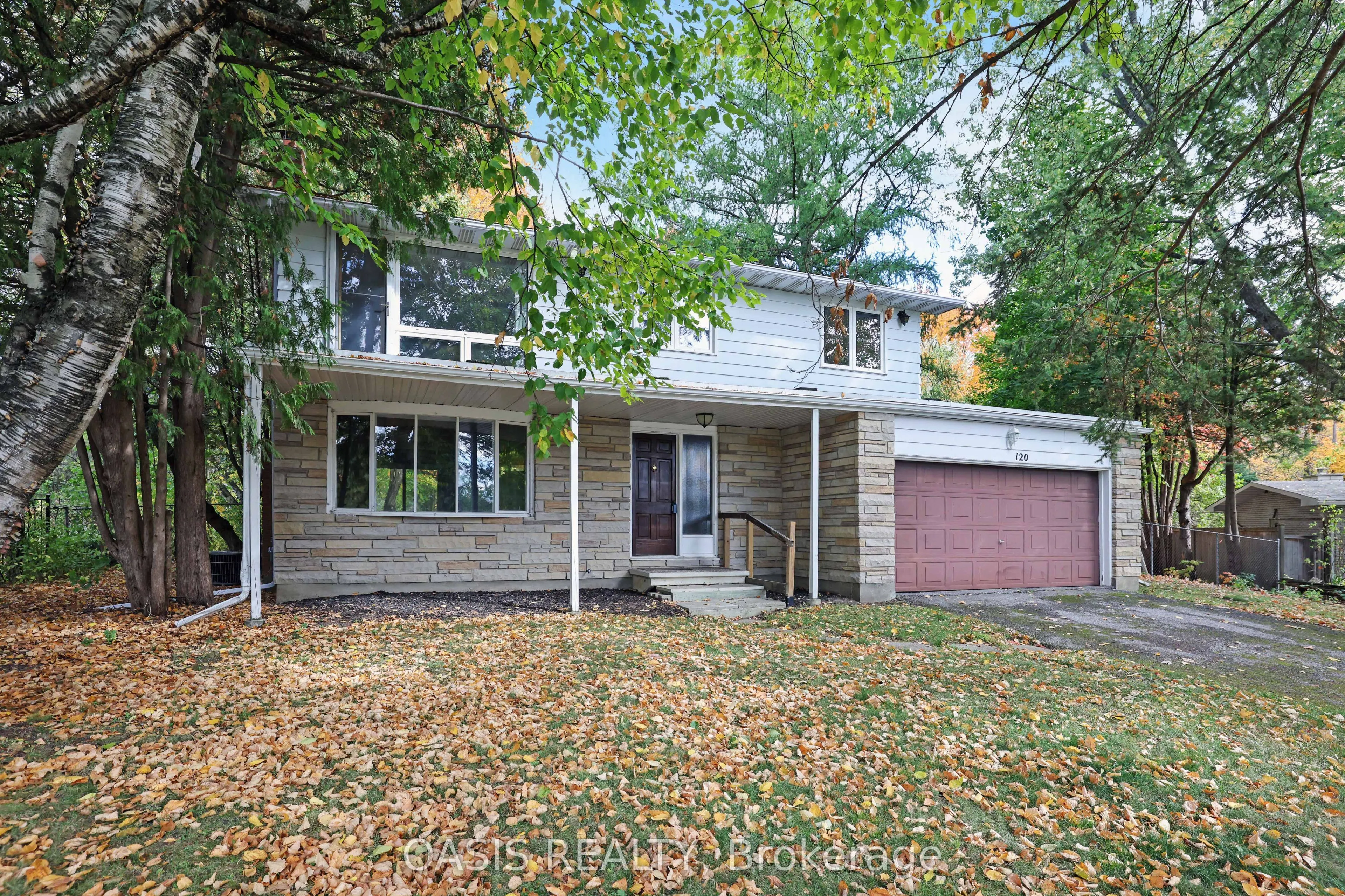 120 Glenncastle Drive