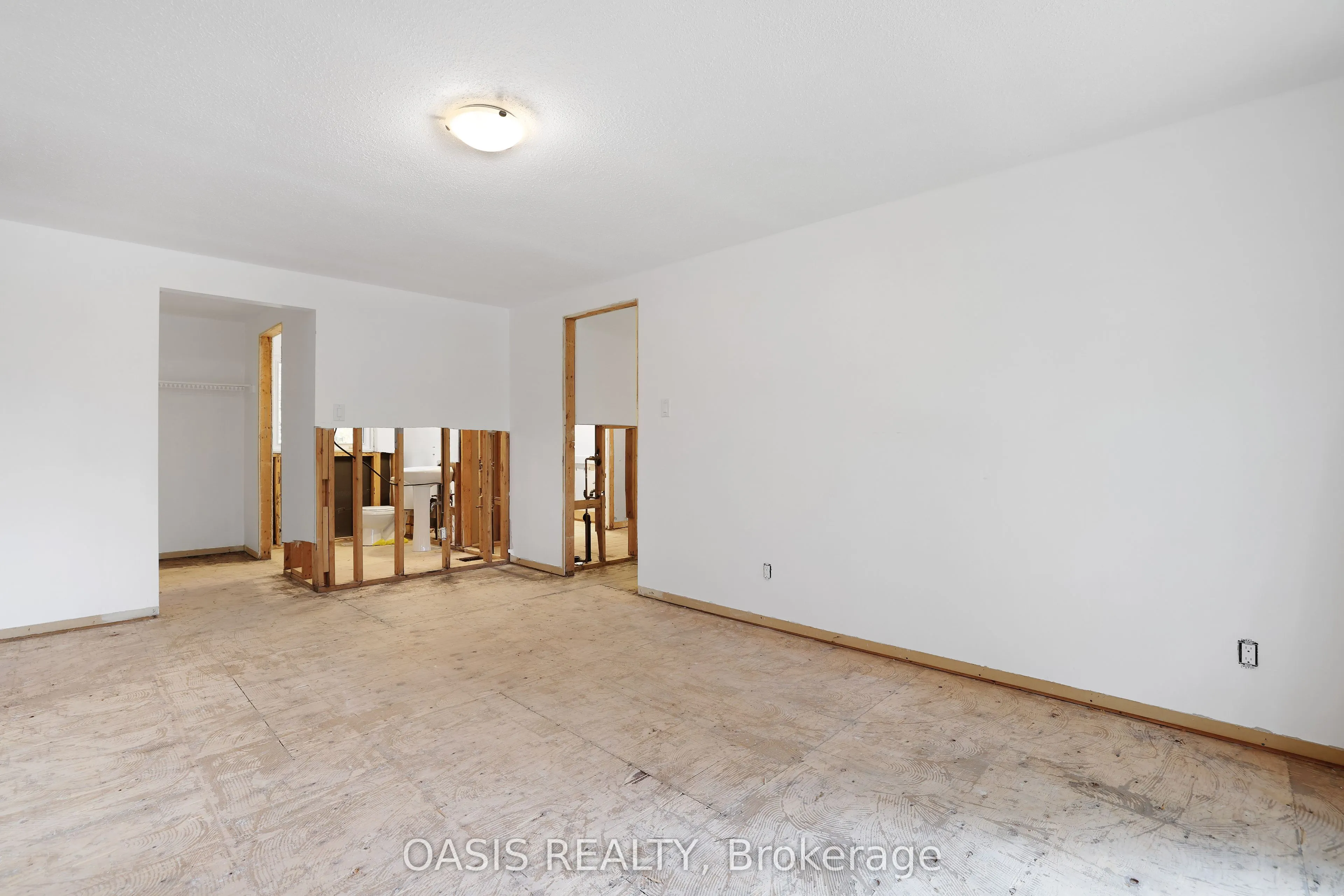 120 Glenncastle Drive