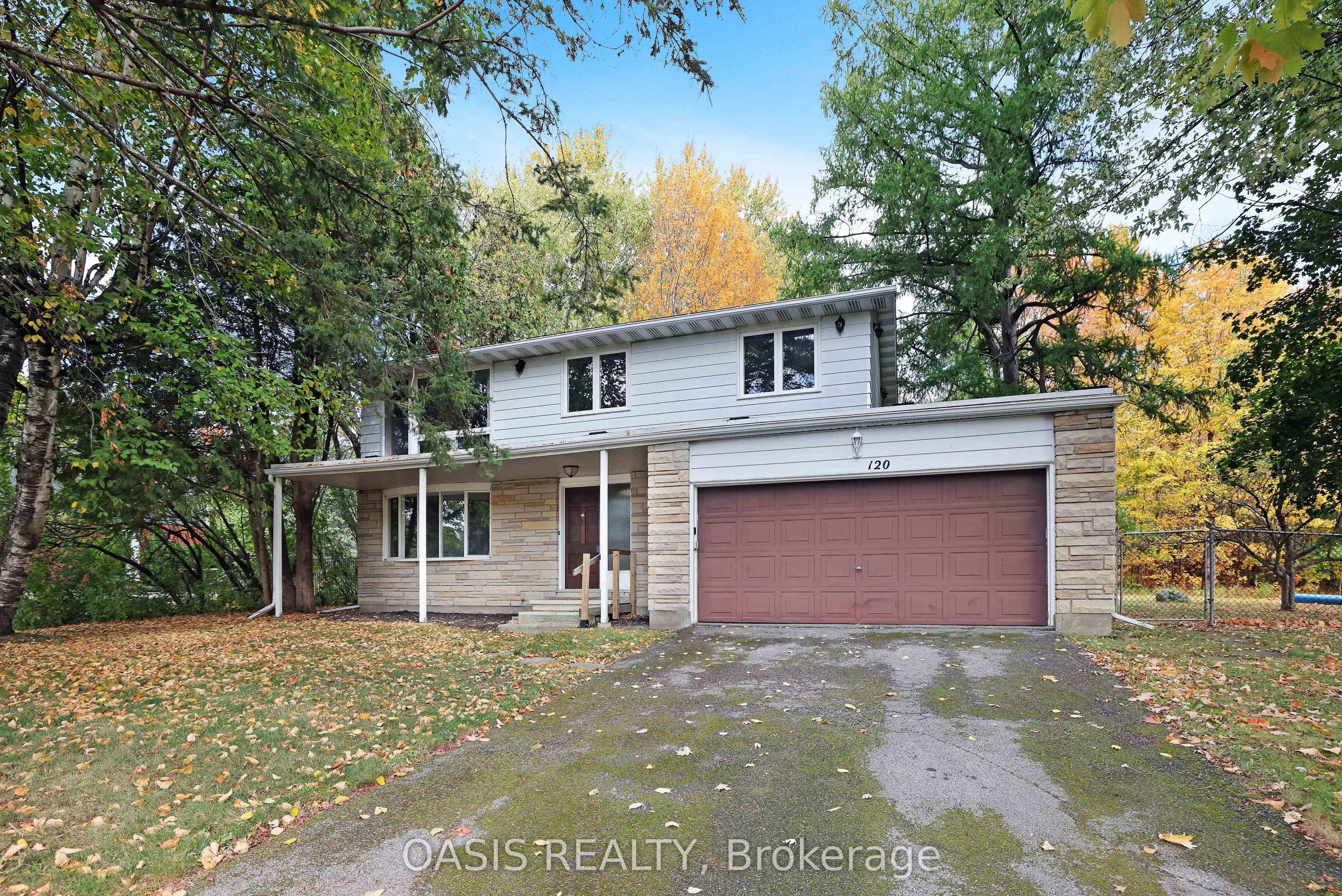 120 Glenncastle Drive