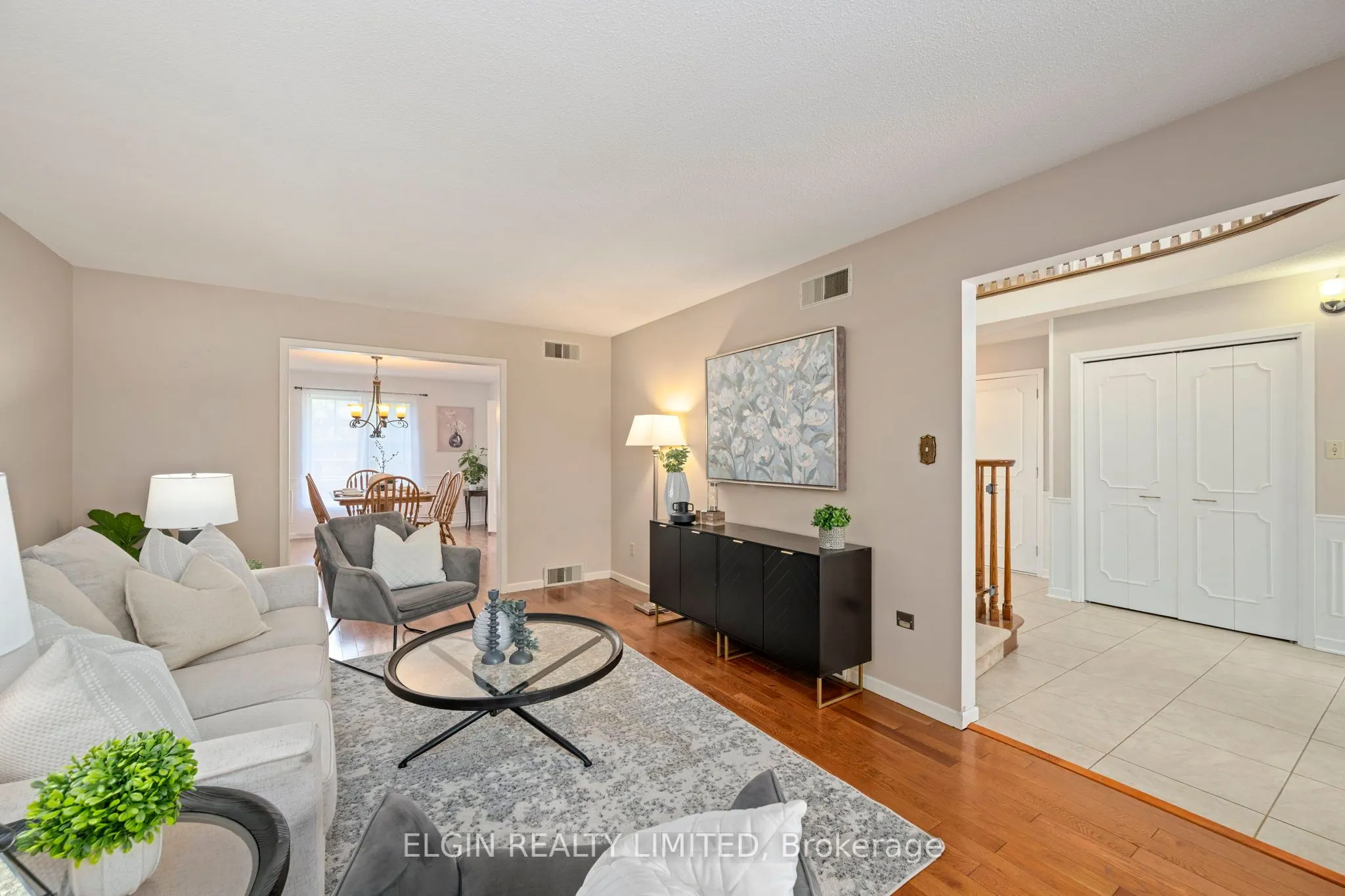 23 Farmington Crescent