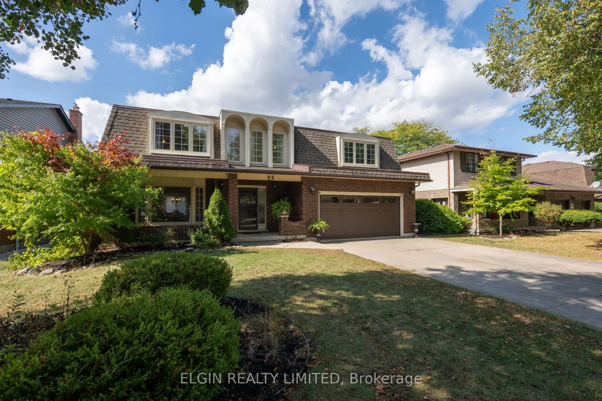 23 Farmington Crescent
