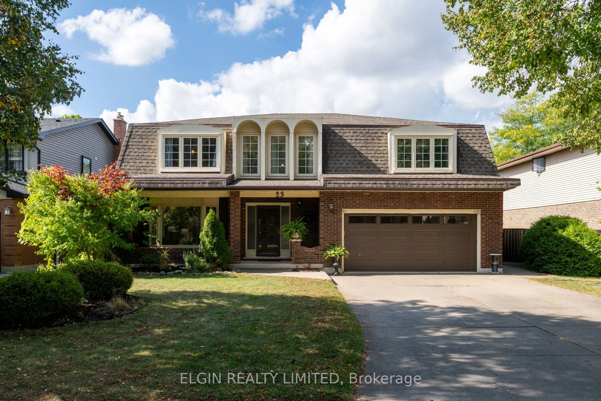 23 Farmington Crescent