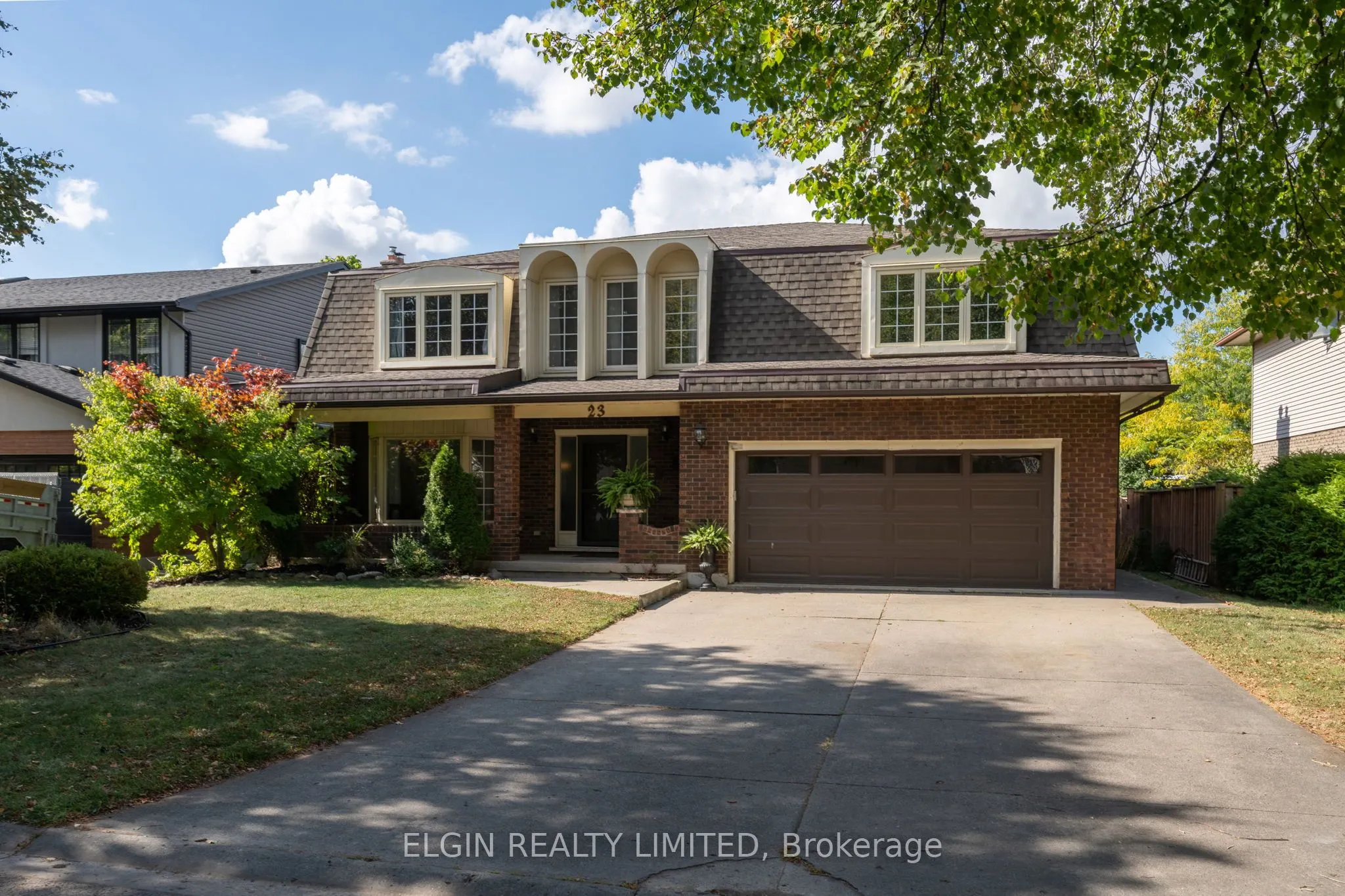 23 Farmington Crescent