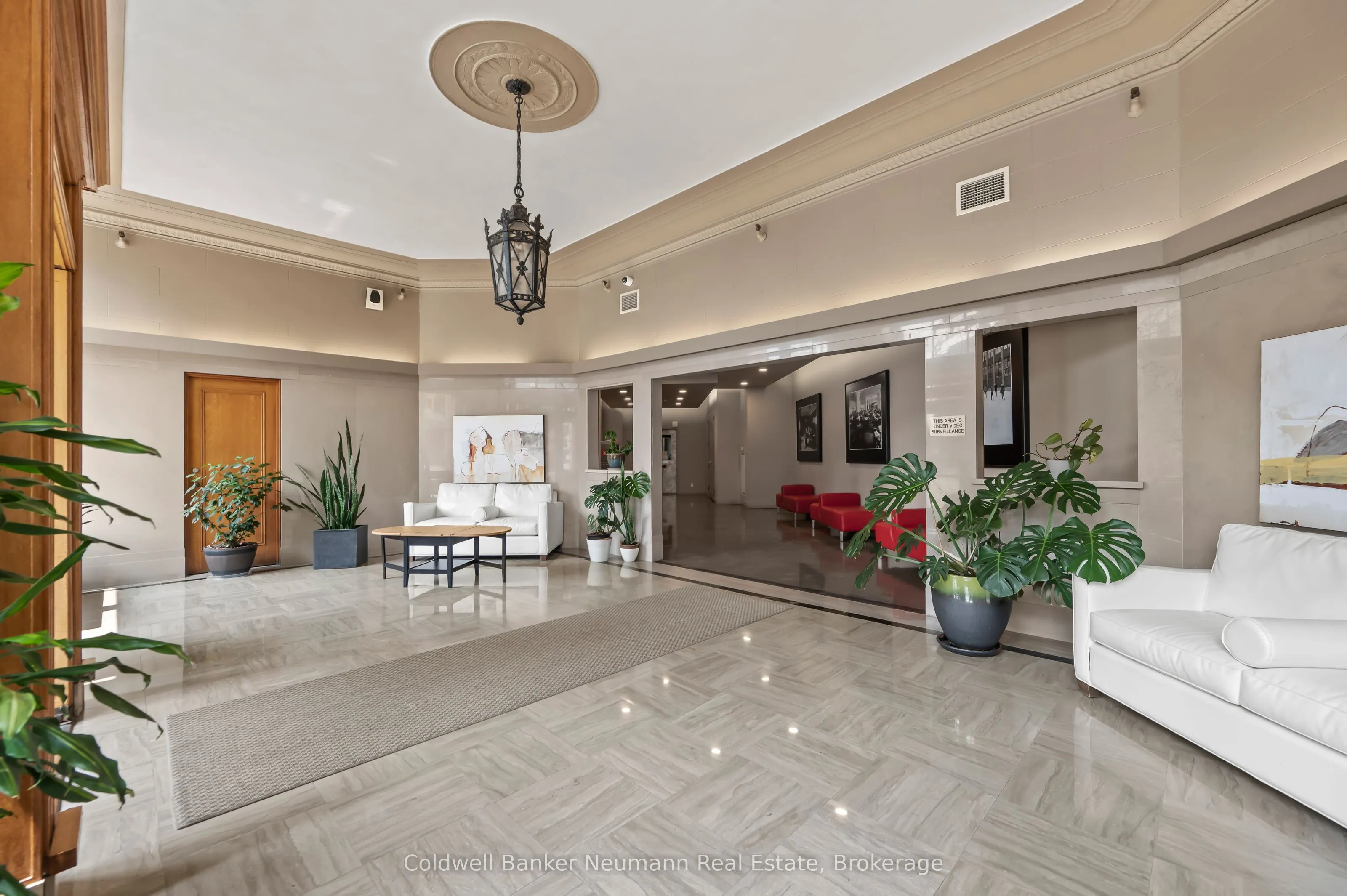 404 King Street West Street W, #308