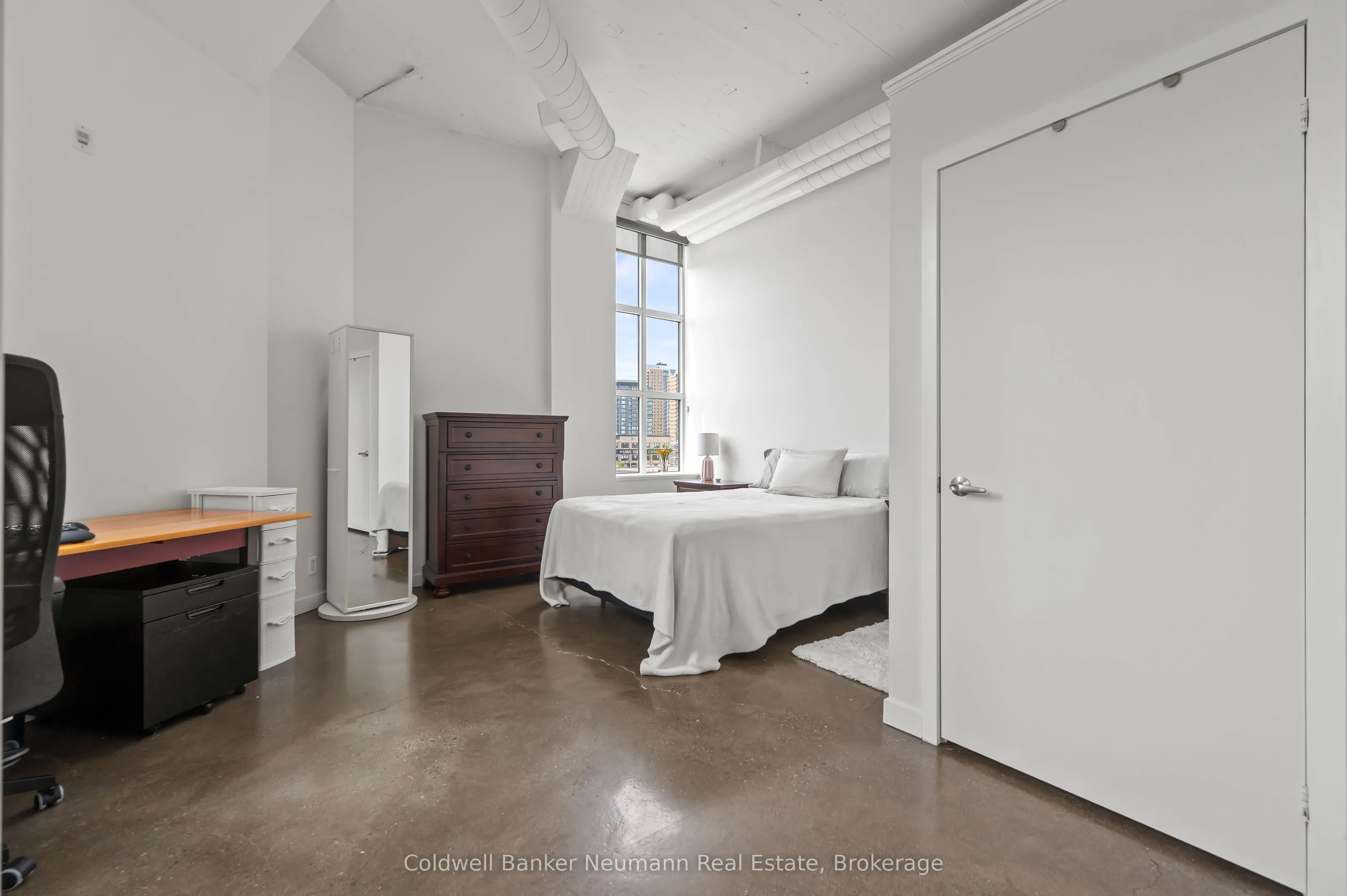 404 King Street West Street W, #308