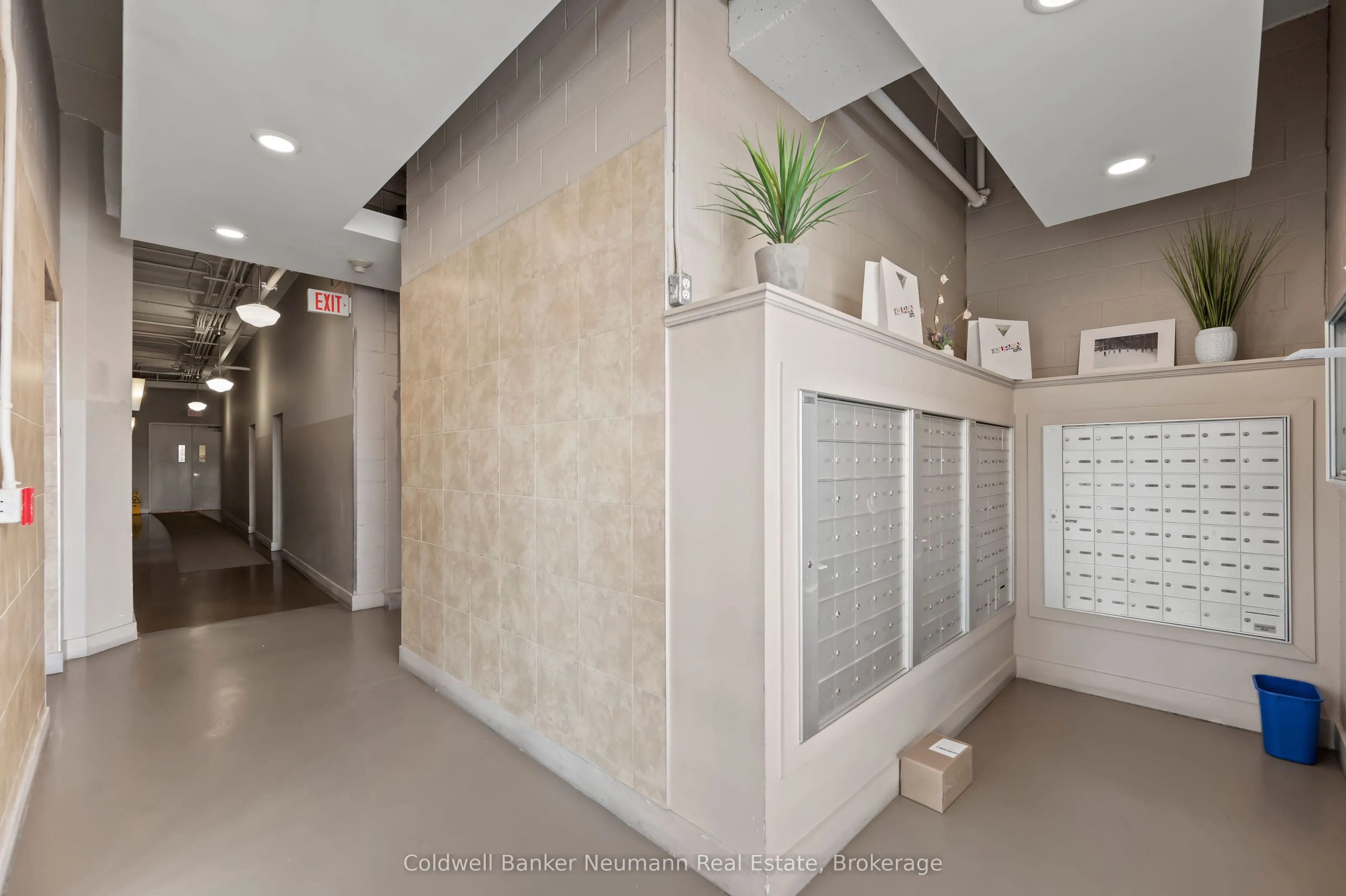 404 King Street West Street W, #308