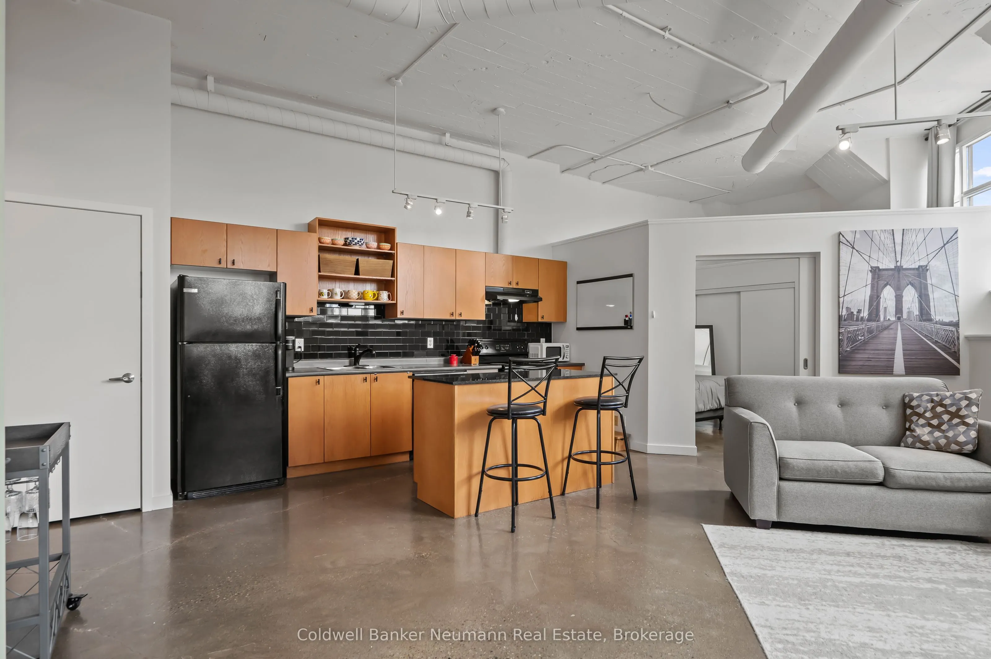 404 King Street West Street W, #308