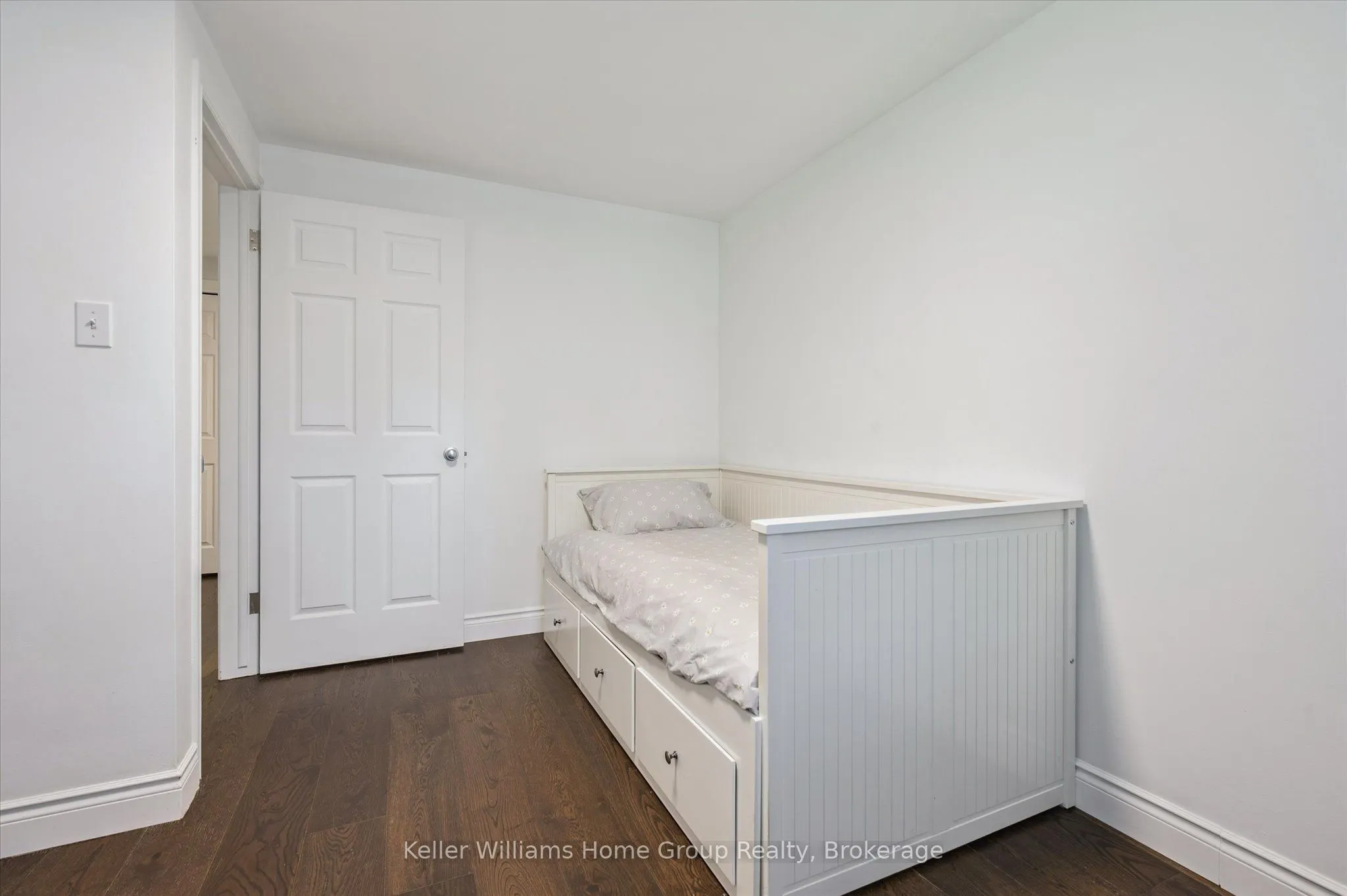 284 Colbourne Street