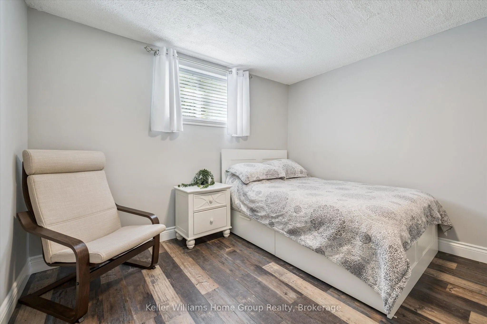 284 Colbourne Street