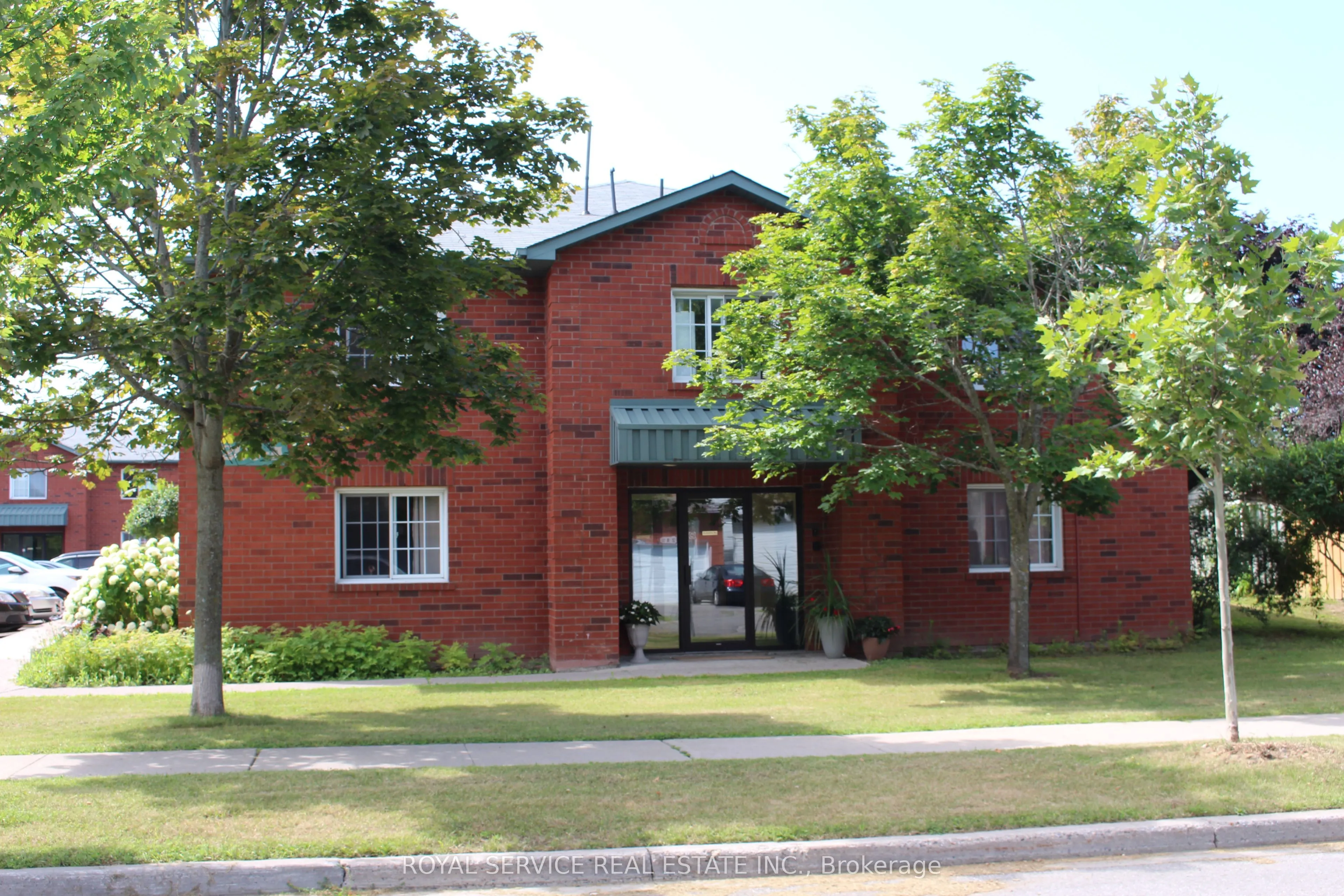 209B Sutherland Crescent, #201