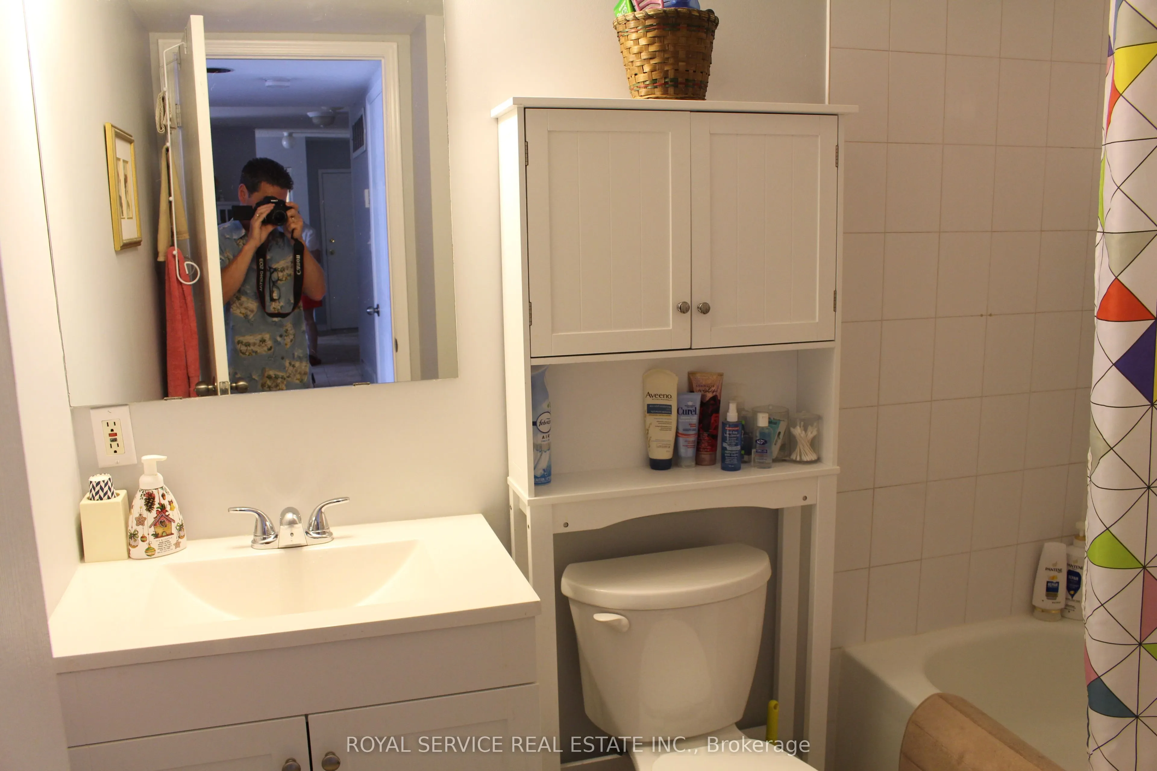 209B Sutherland Crescent, #201