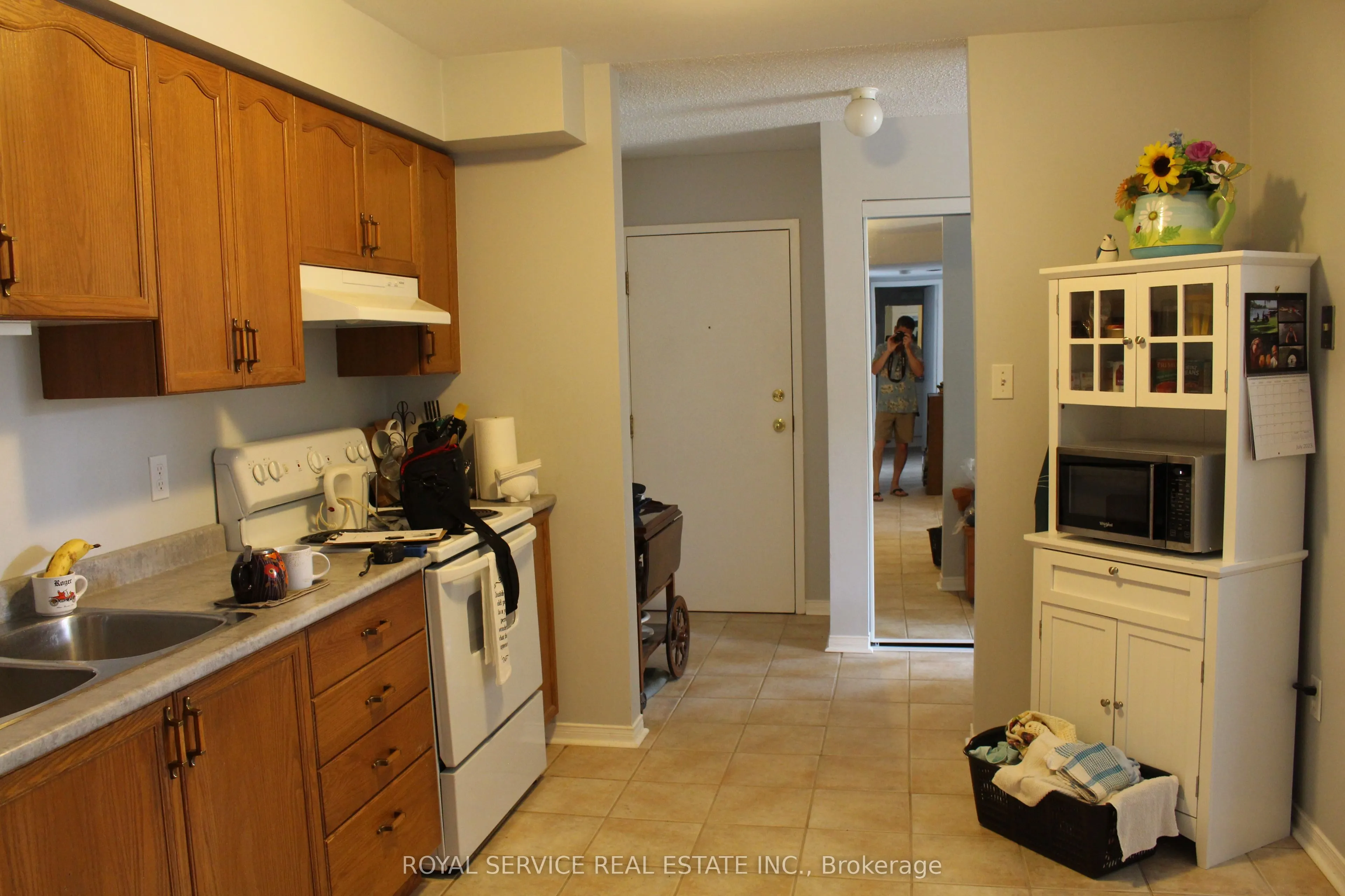 209B Sutherland Crescent, #201