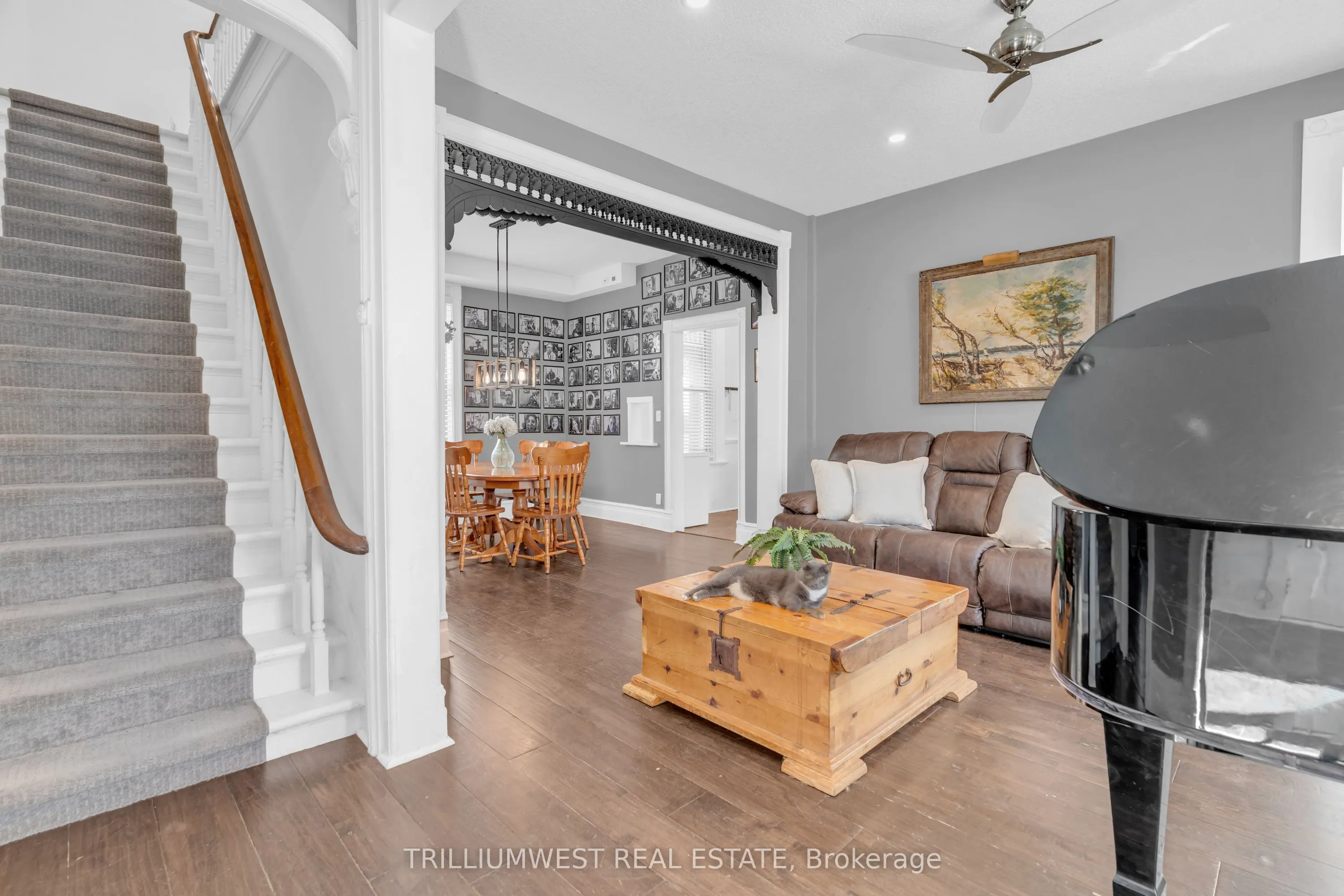 210 Lancaster Street E