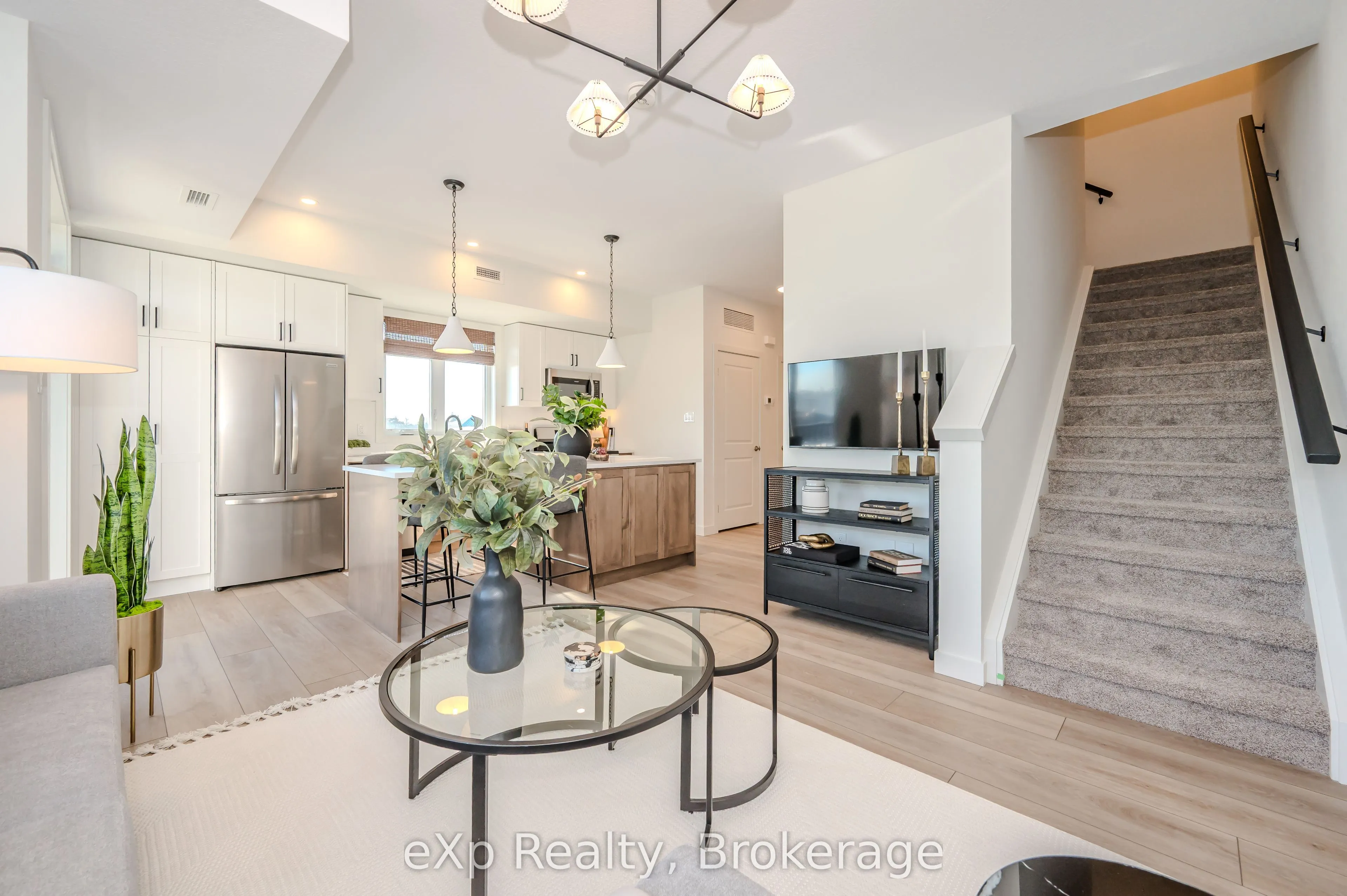 824 Woolwich Street, #99
