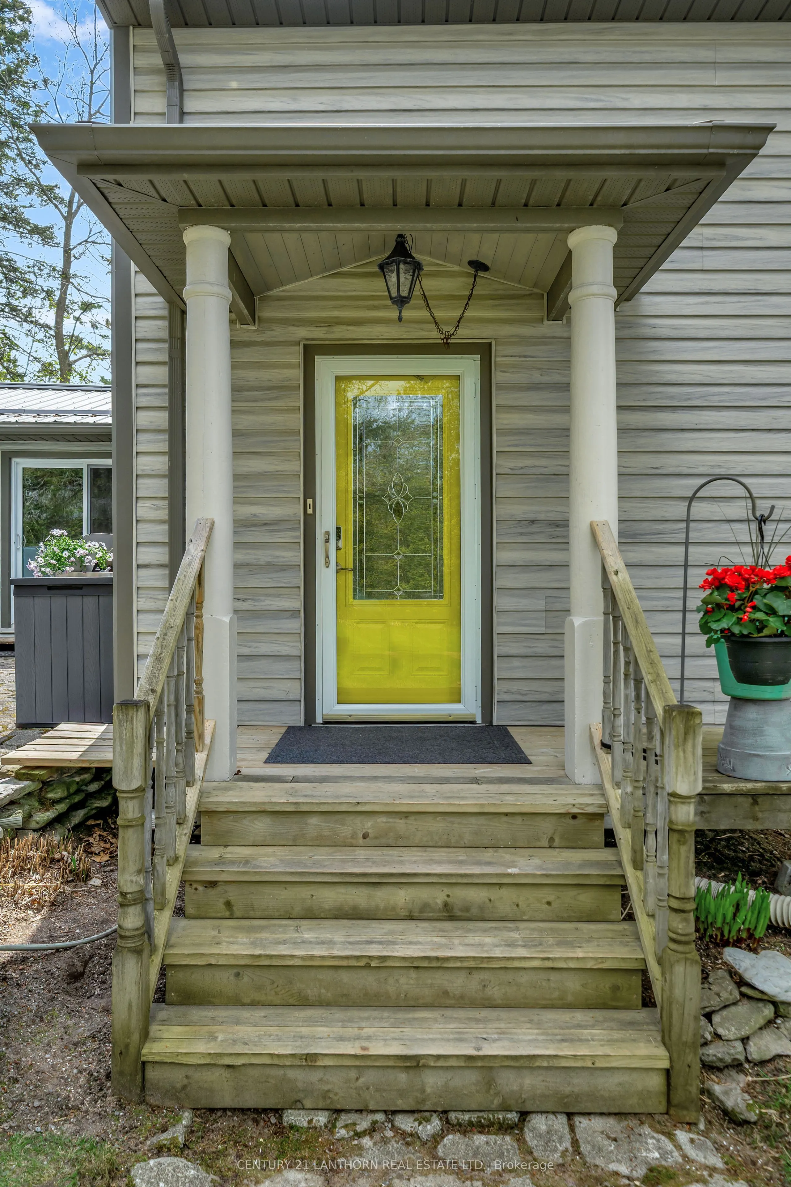 1647 County 10 Road