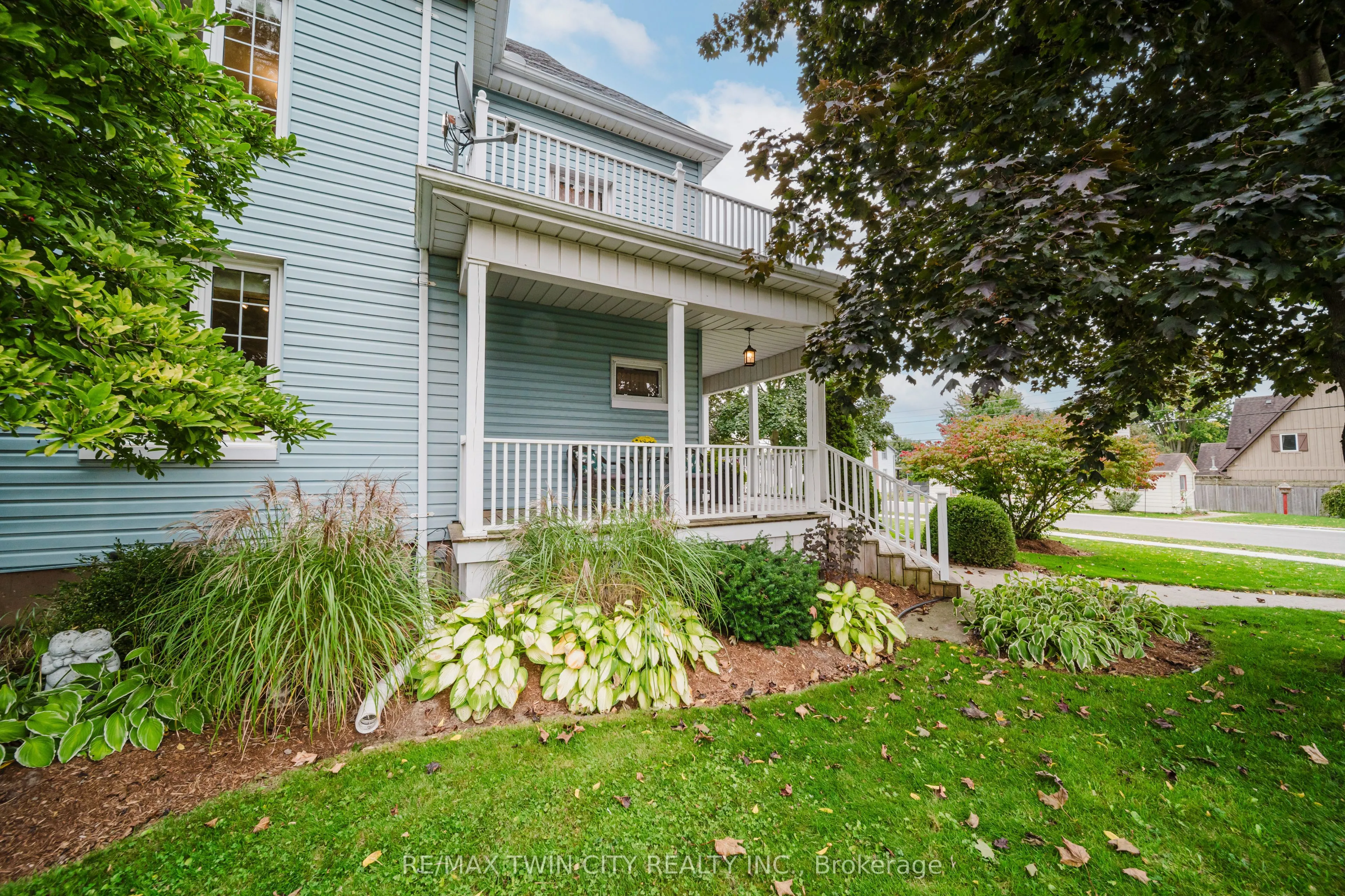 1159 Queens Bush Road