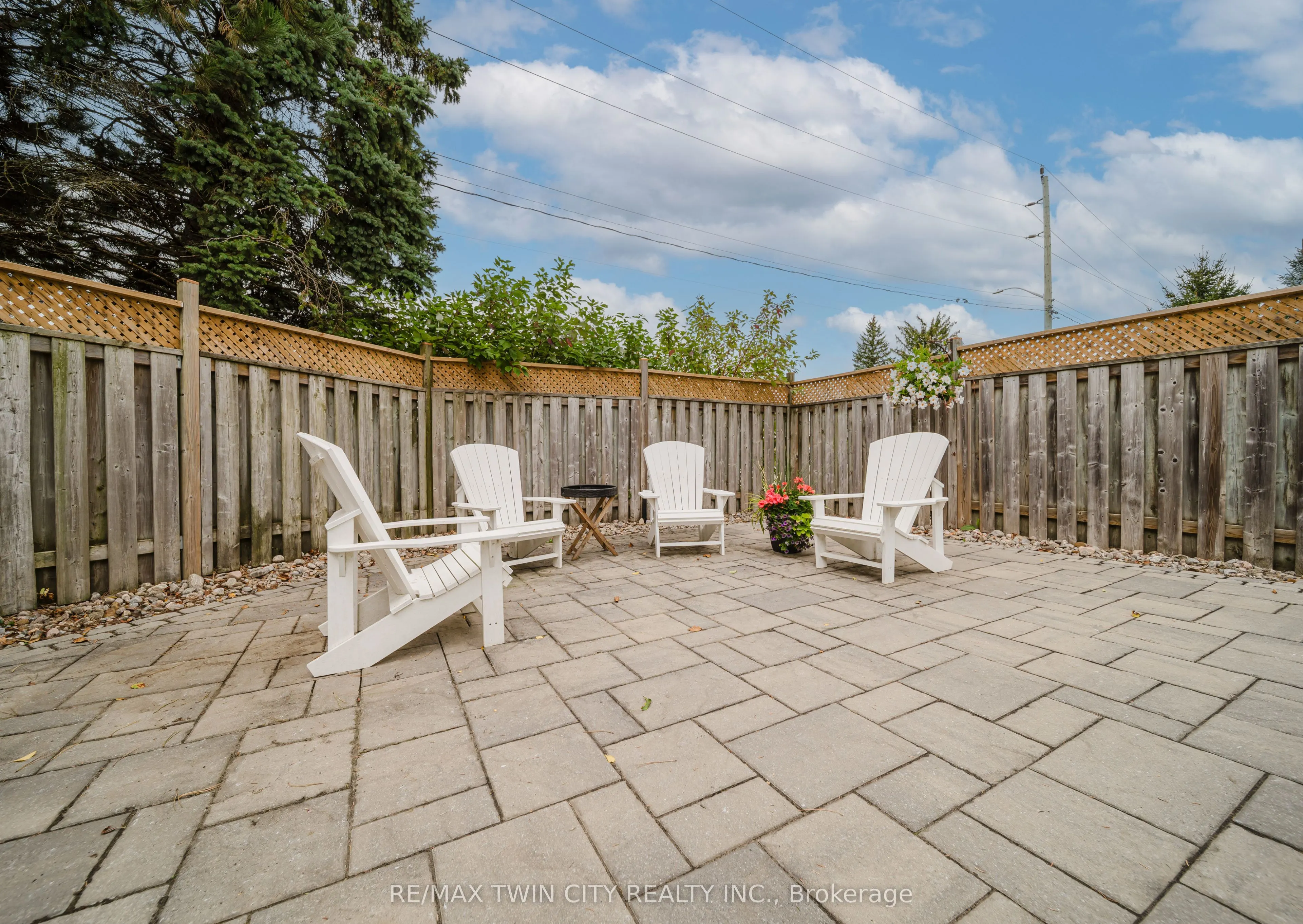 1159 Queens Bush Road
