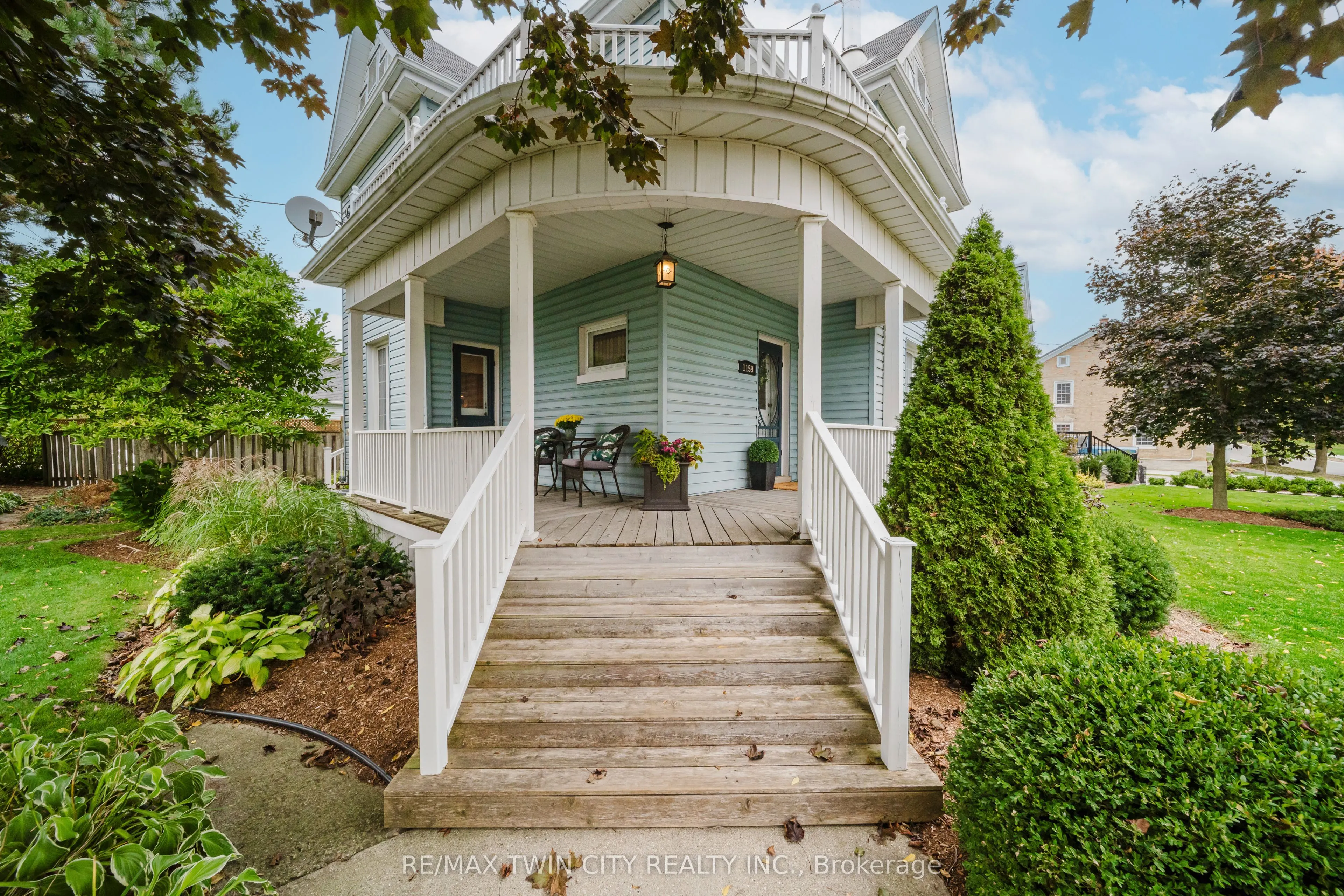 1159 Queens Bush Road