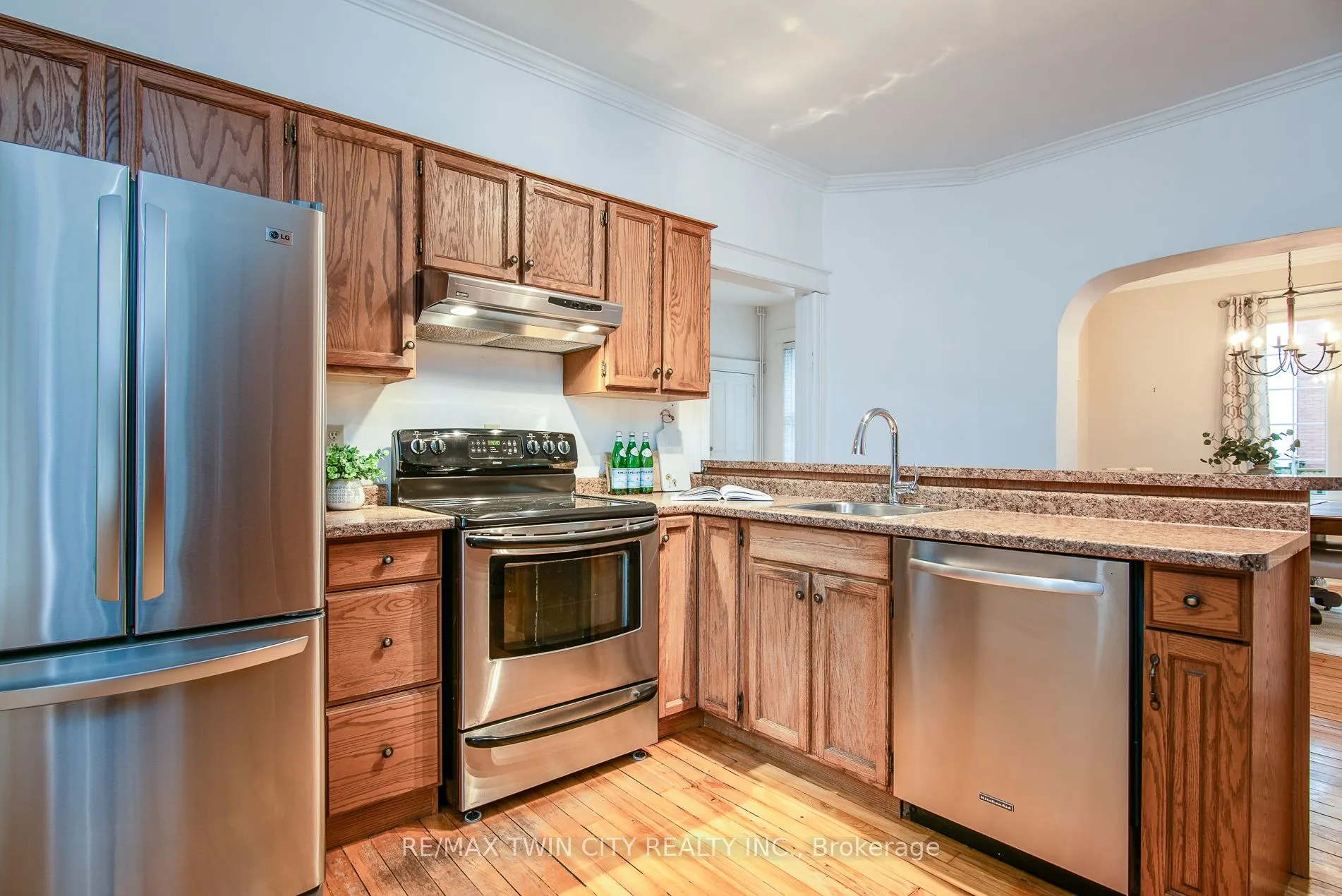 1159 Queens Bush Road
