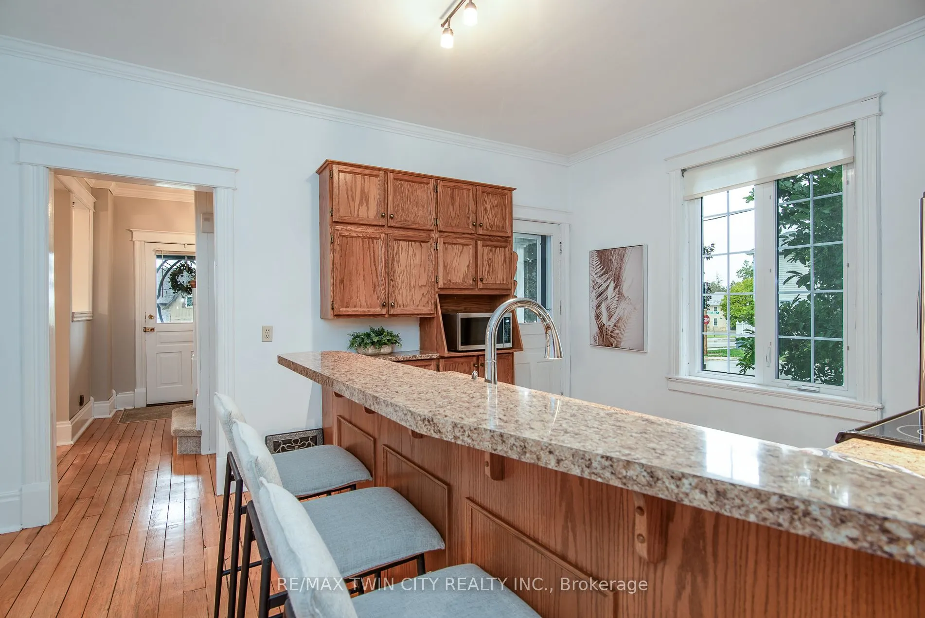 1159 Queens Bush Road