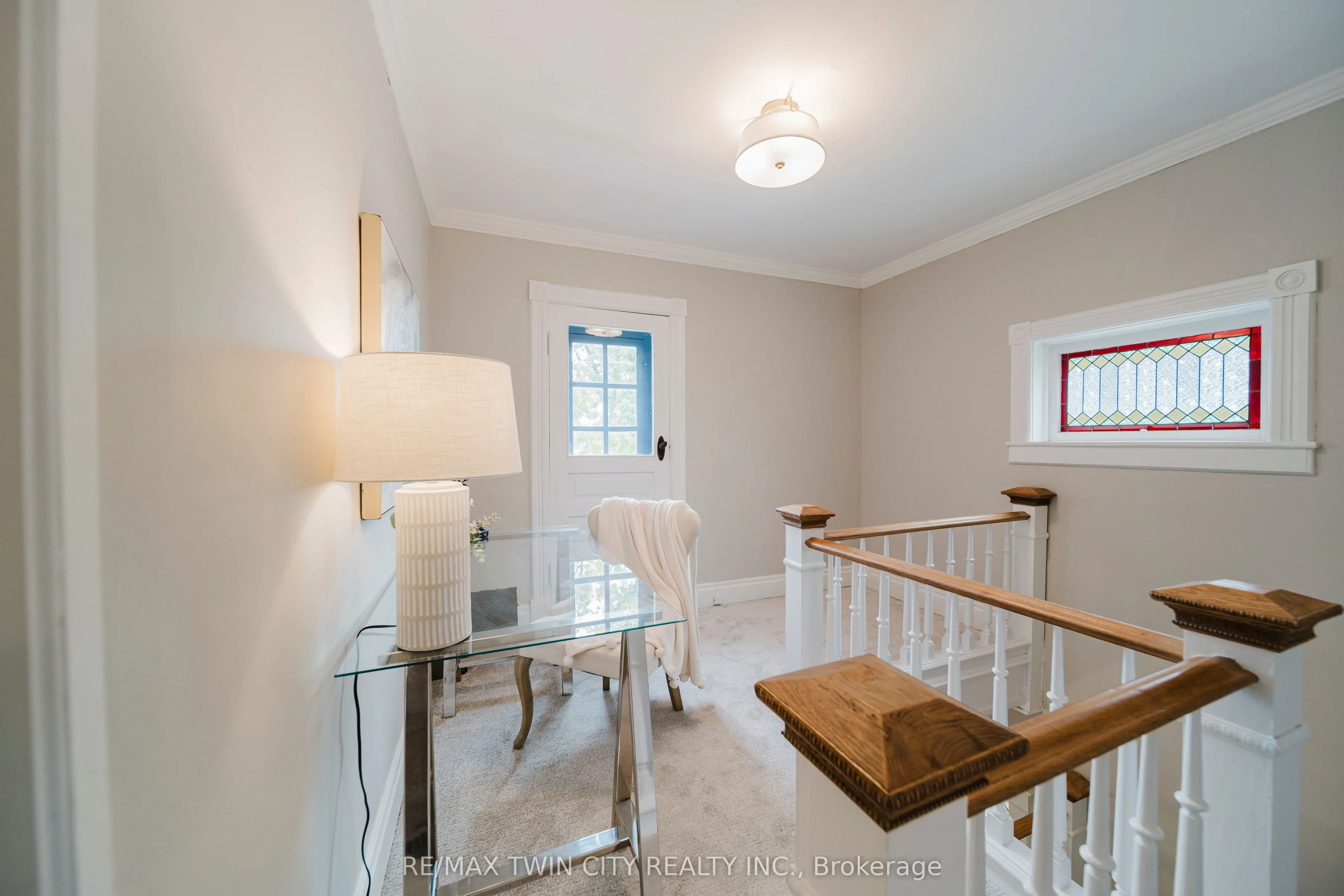 1159 Queens Bush Road