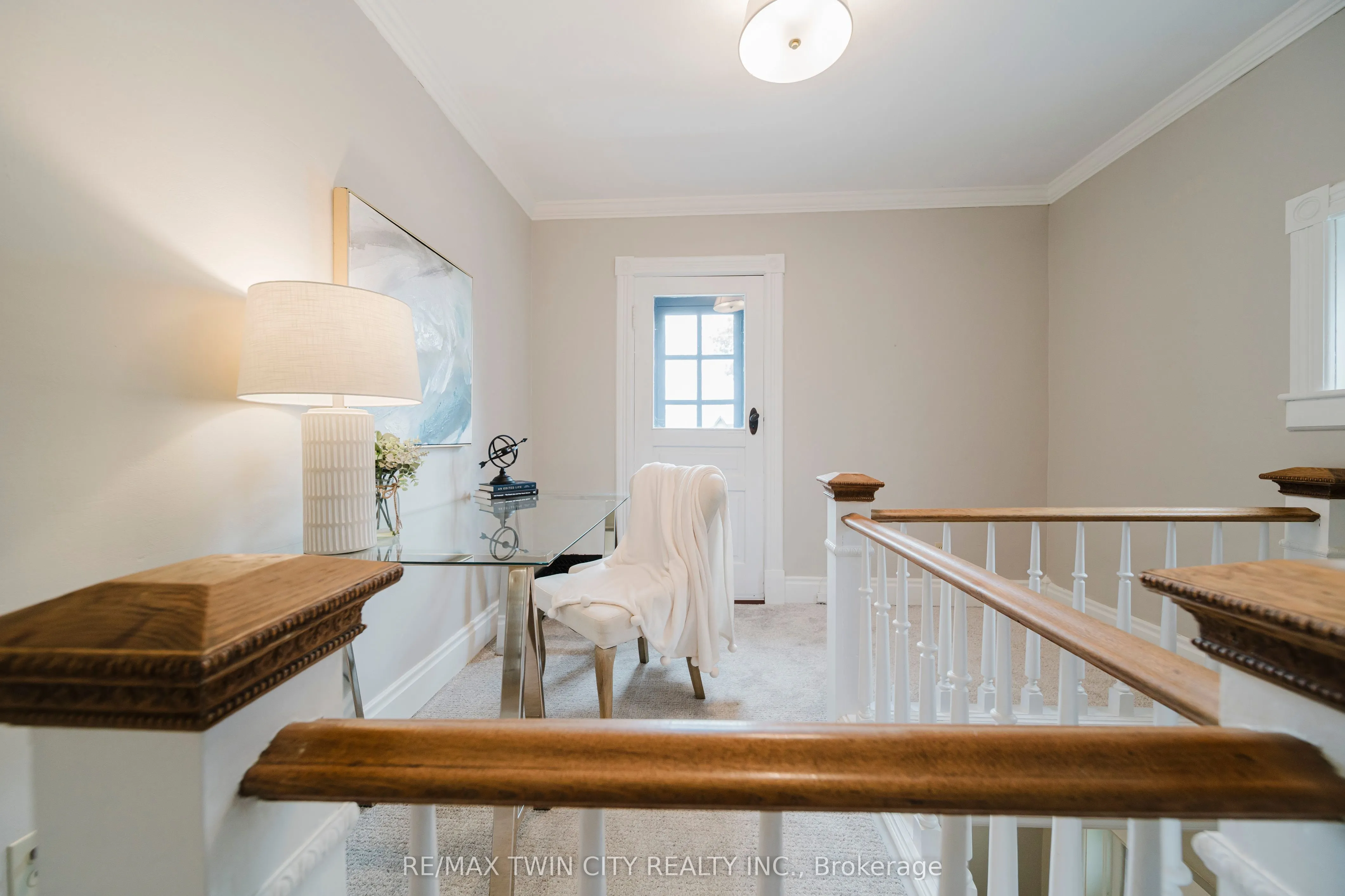 1159 Queens Bush Road