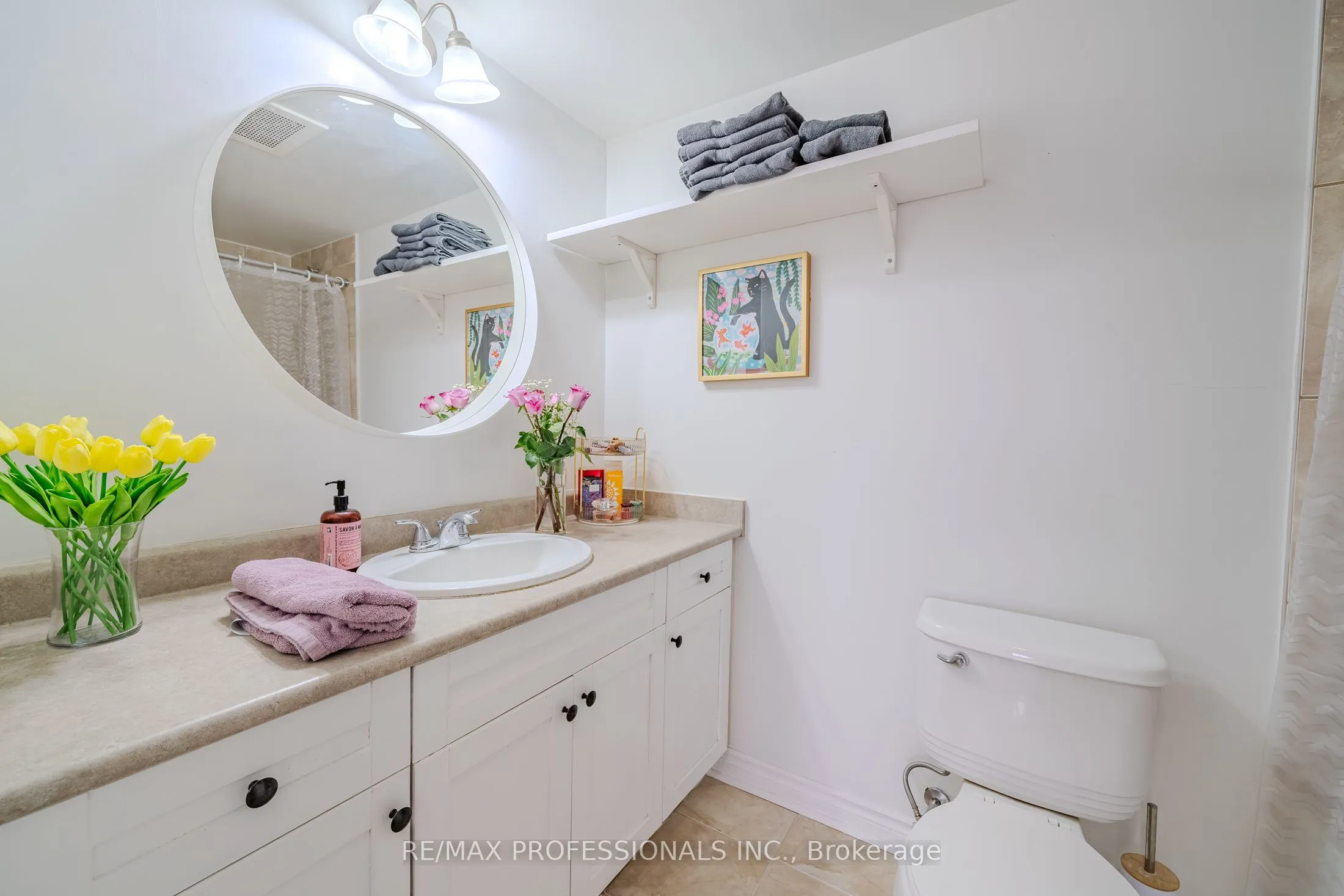 8 Harris Street, #422