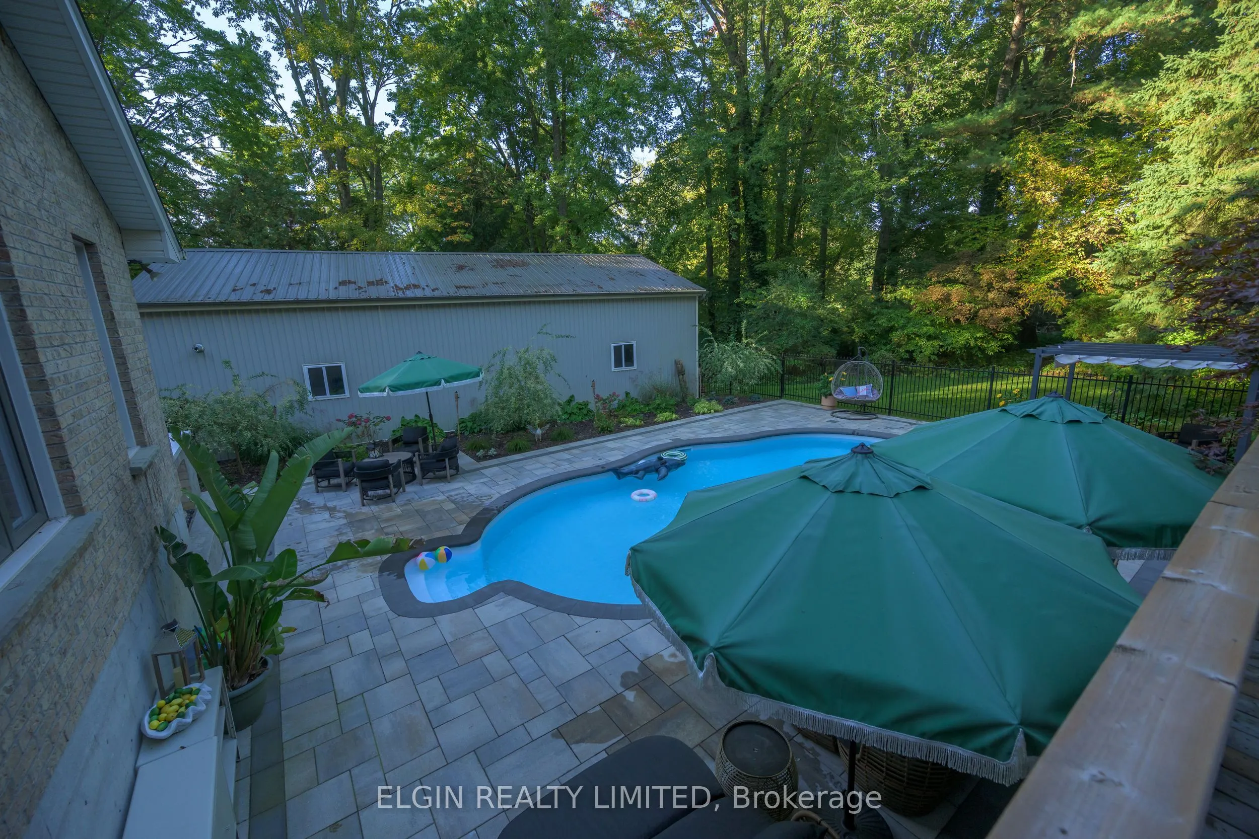 8031 ROGERS Road